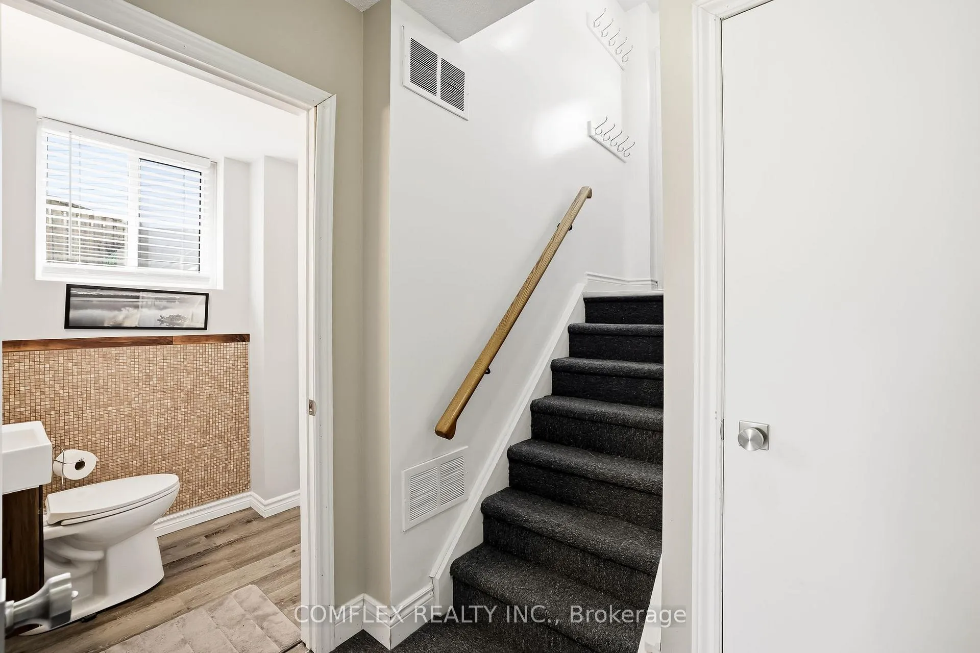 Photo 32 of 33 Broadlands Crescent, Clarington, Courtice — HOMEH