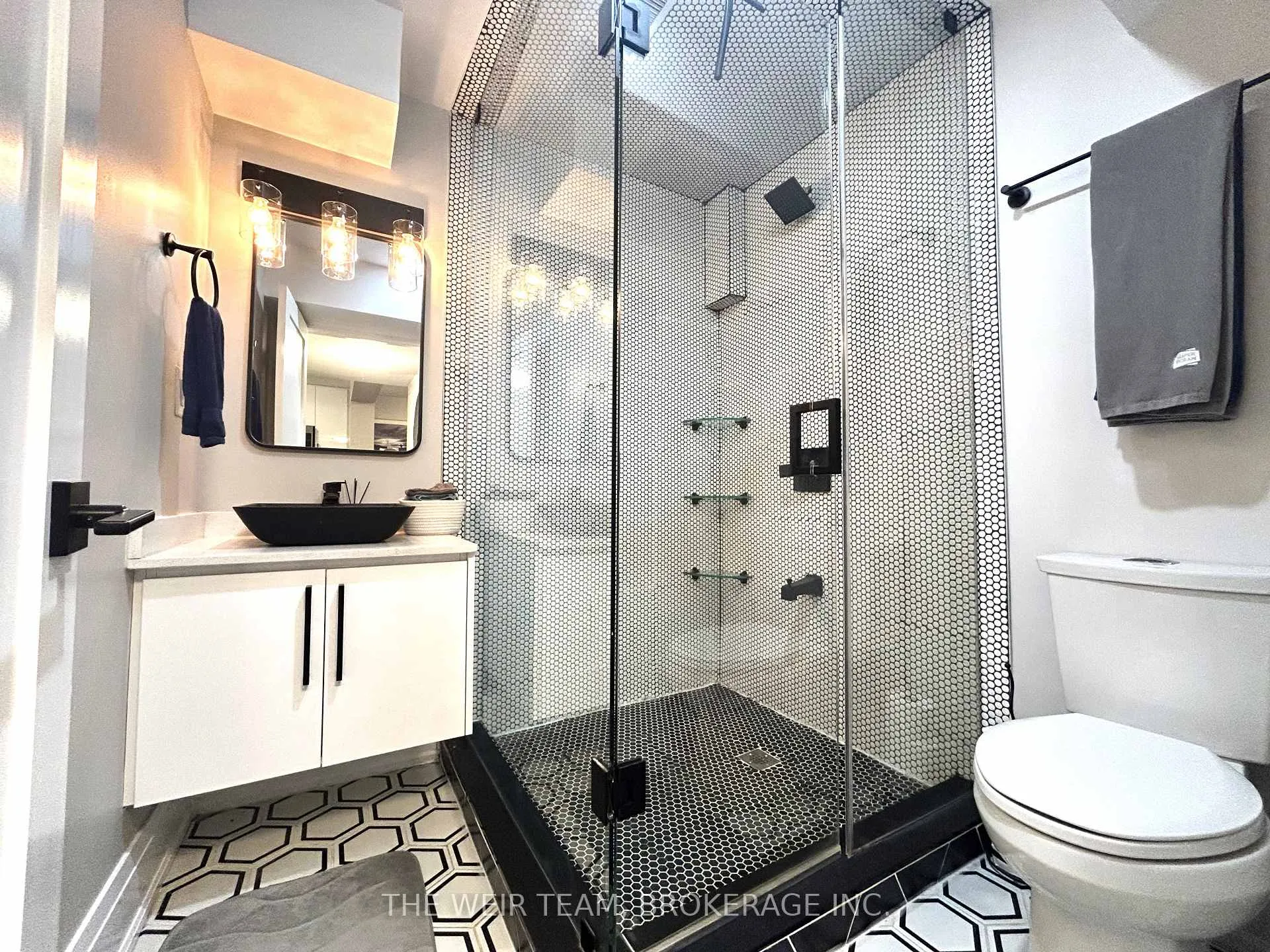 Photo 9 of Unit Lower, 31 Heyworth Crescent, Toronto, East End-Danforth — HOMEH