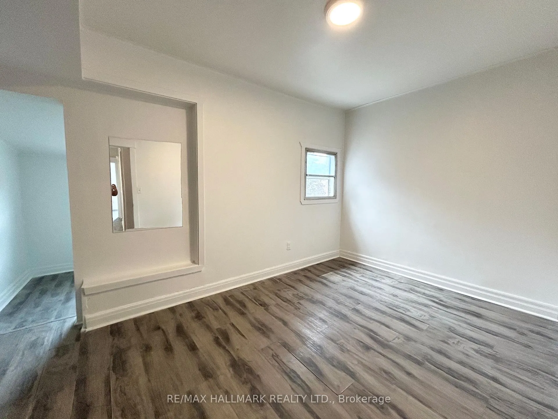 Photo 8 of 291 Wallace Avenue, Toronto, Dovercourt-Wallace Emerson-Junction — HOMEH