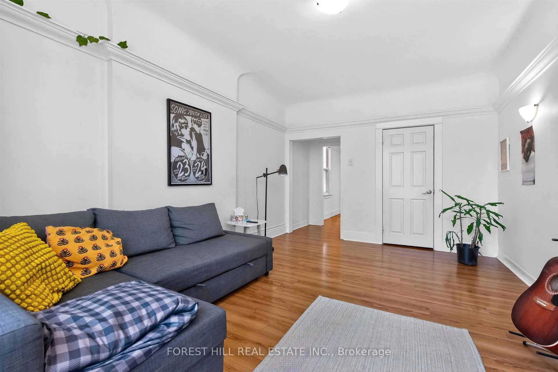 Photo 5 of Unit 2nd Floor, 326 Palmerston Boulevard, Toronto, Palmerston-Little Italy — HOMEH