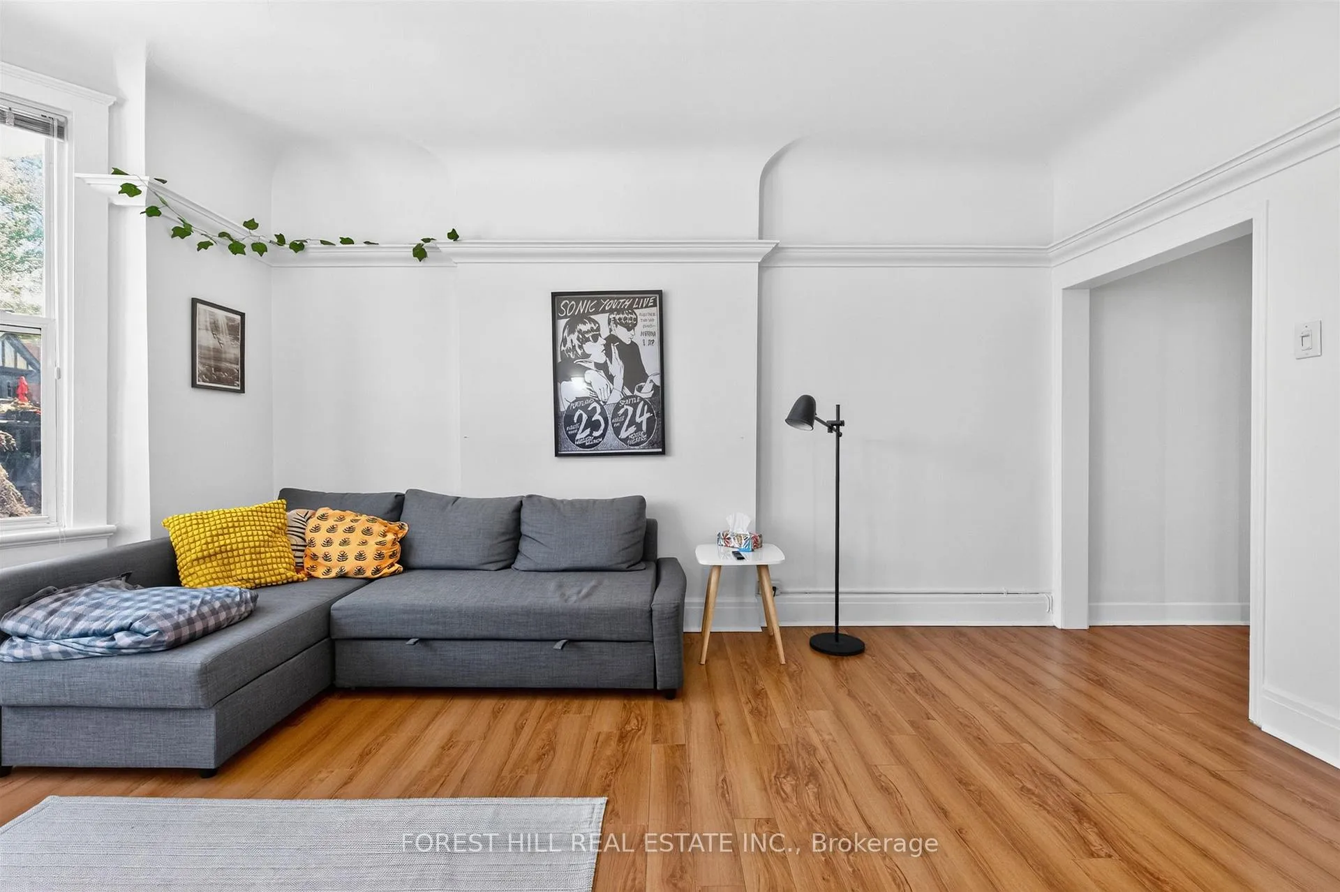 Photo 7 of Unit 2nd Floor, 326 Palmerston Boulevard, Toronto, Palmerston-Little Italy — HOMEH