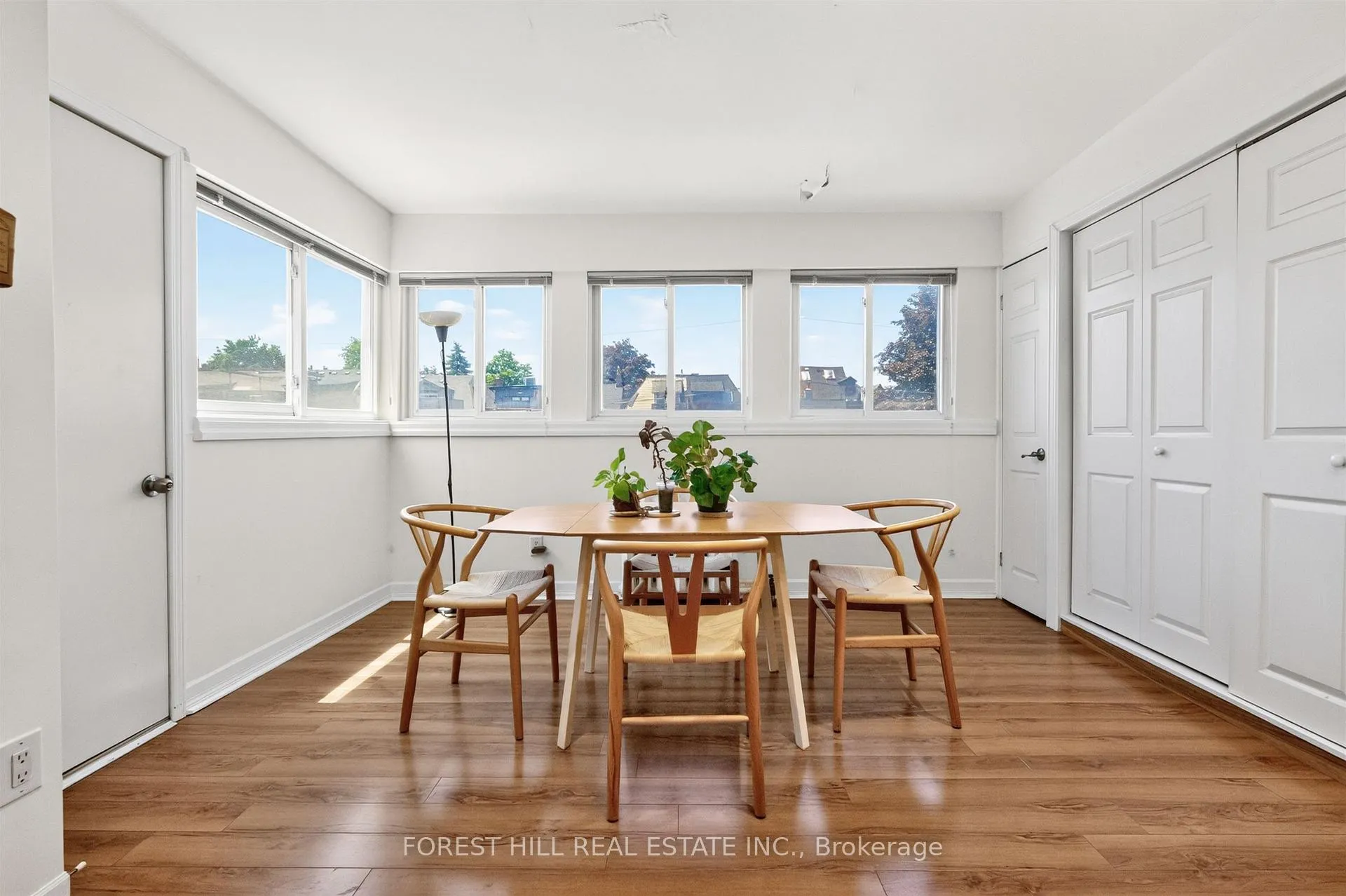 Photo 8 of Unit 2nd Floor, 326 Palmerston Boulevard, Toronto, Palmerston-Little Italy — HOMEH