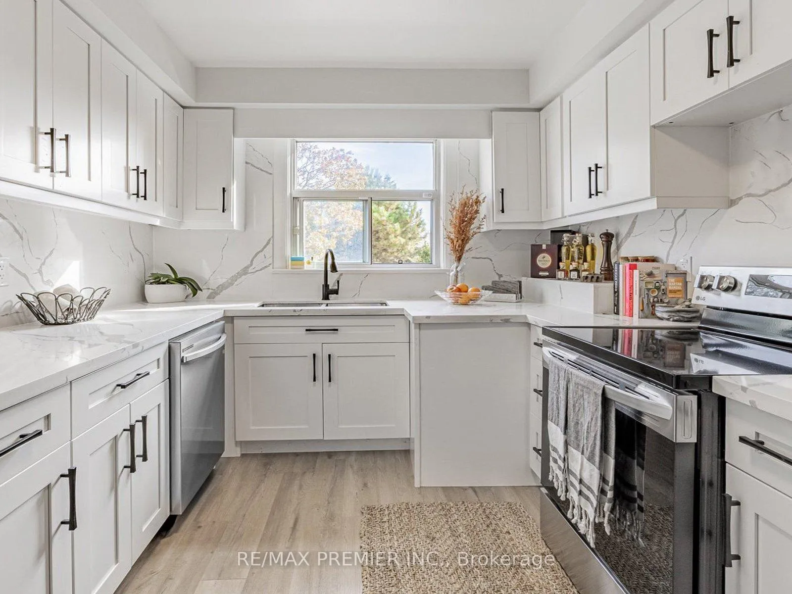 Photo of 1368 Tansley Drive