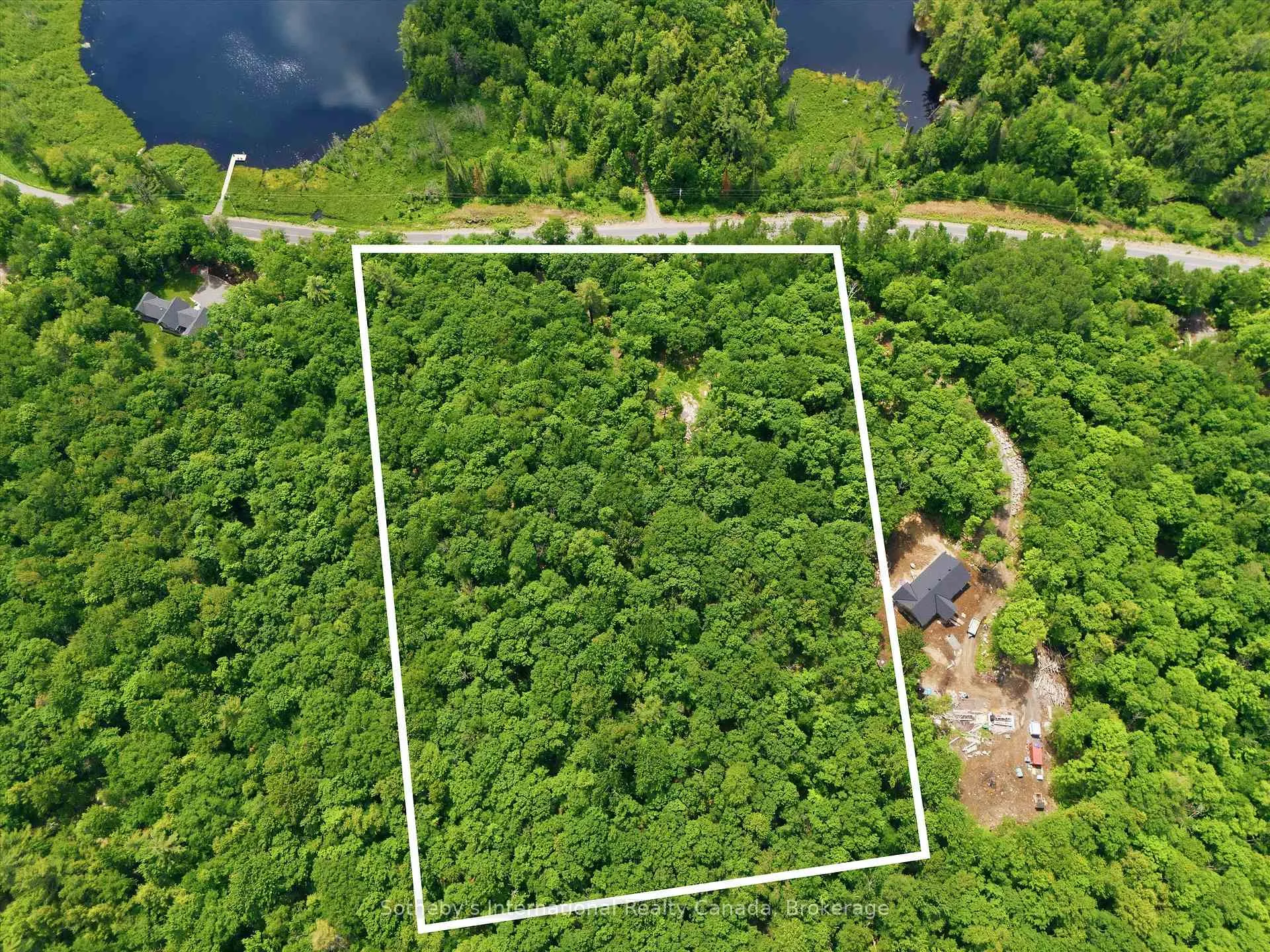Photo of 1731 Fraserburg Road