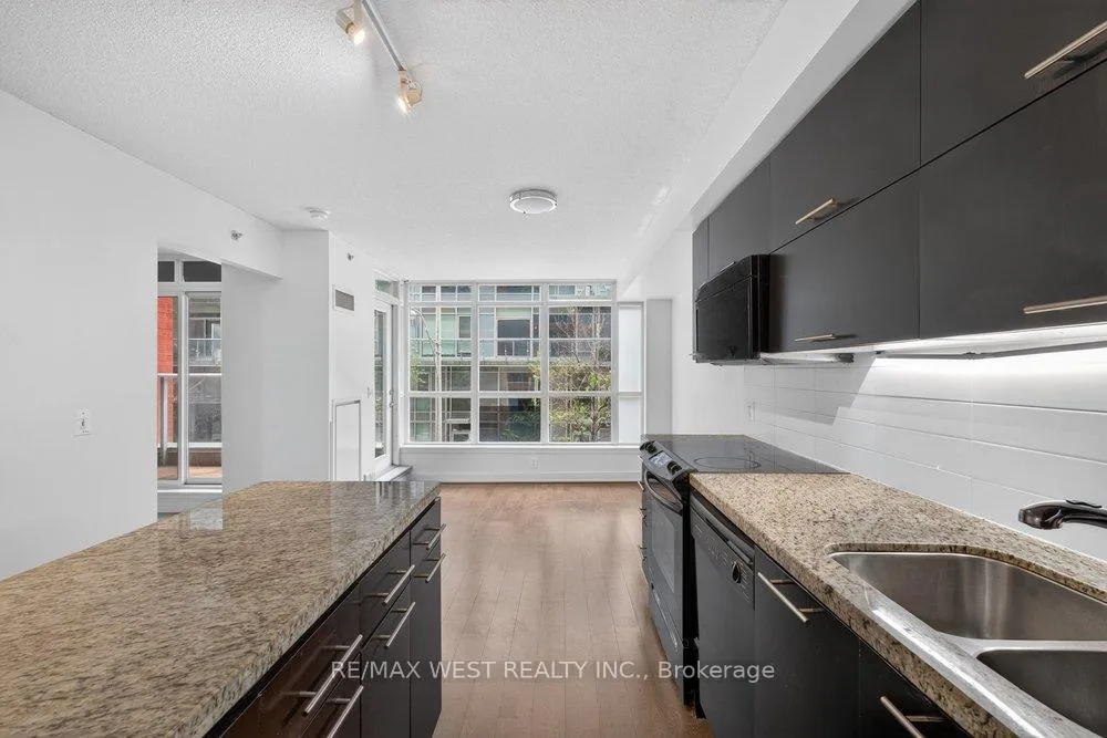 Photo 4 of Unit 216, 21 Nelson Street, Toronto, Waterfront Communities — HOMEH