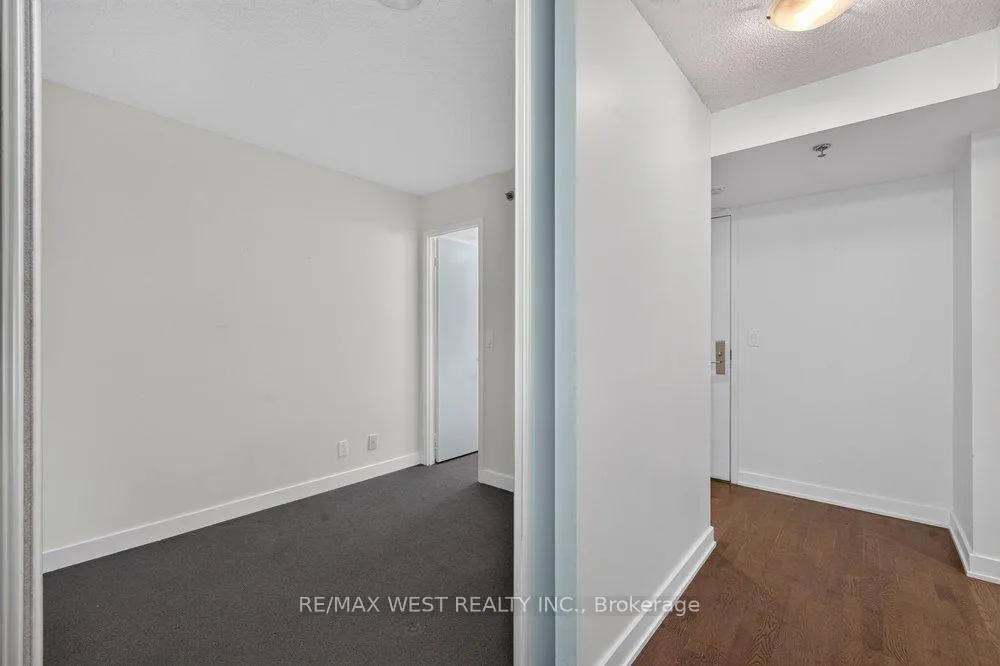 Photo 14 of Unit 216, 21 Nelson Street, Toronto, Waterfront Communities — HOMEH