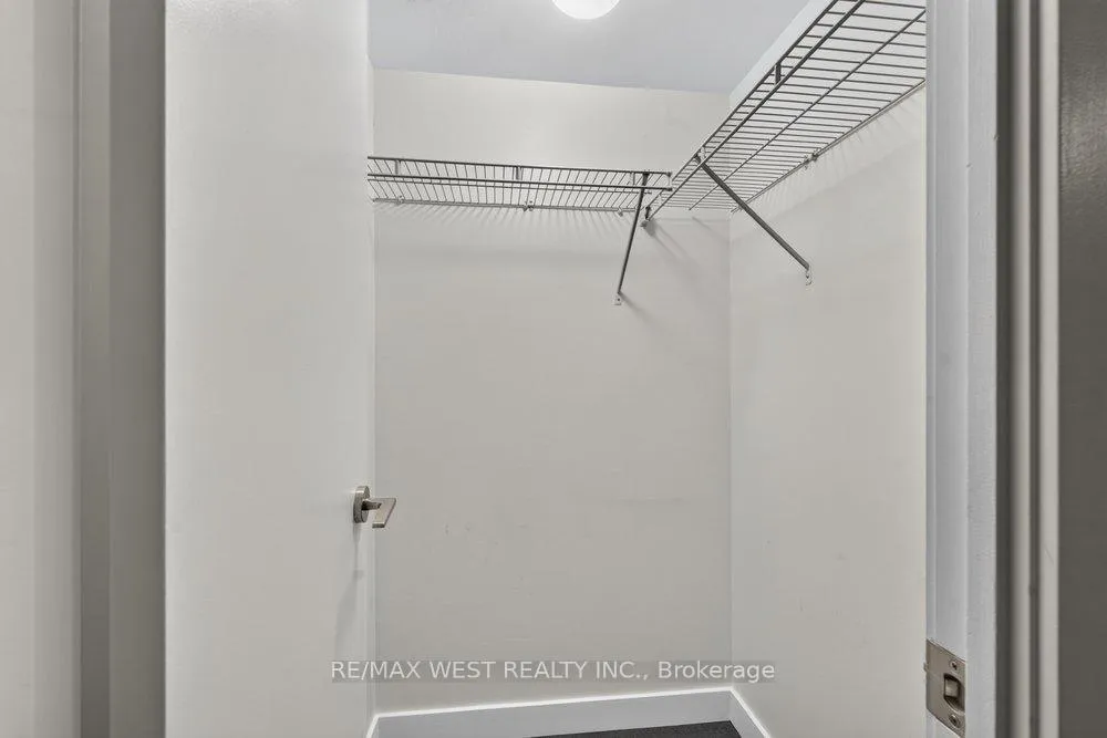 Photo 16 of Unit 216, 21 Nelson Street, Toronto, Waterfront Communities — HOMEH