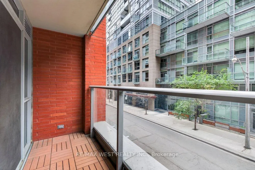 Photo 21 of Unit 216, 21 Nelson Street, Toronto, Waterfront Communities — HOMEH