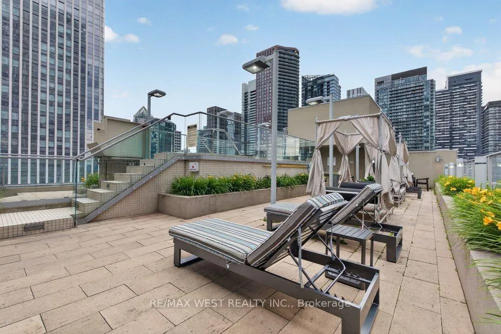 Photo 26 of Unit 216, 21 Nelson Street, Toronto, Waterfront Communities — HOMEH
