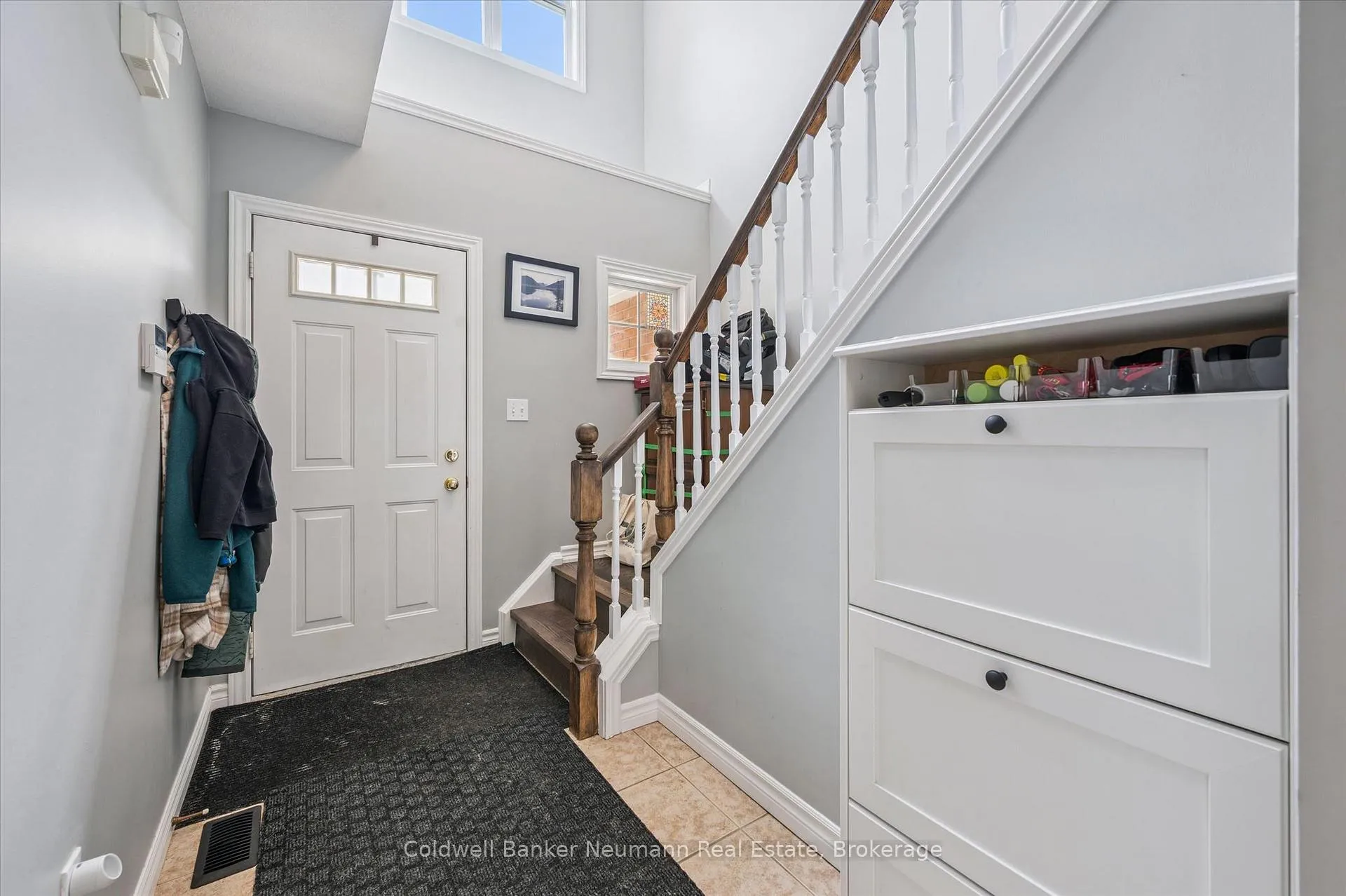 Photo 4 of Unit 2, 165 Terraview Crescent, Guelph, Kortright West — HOMEH