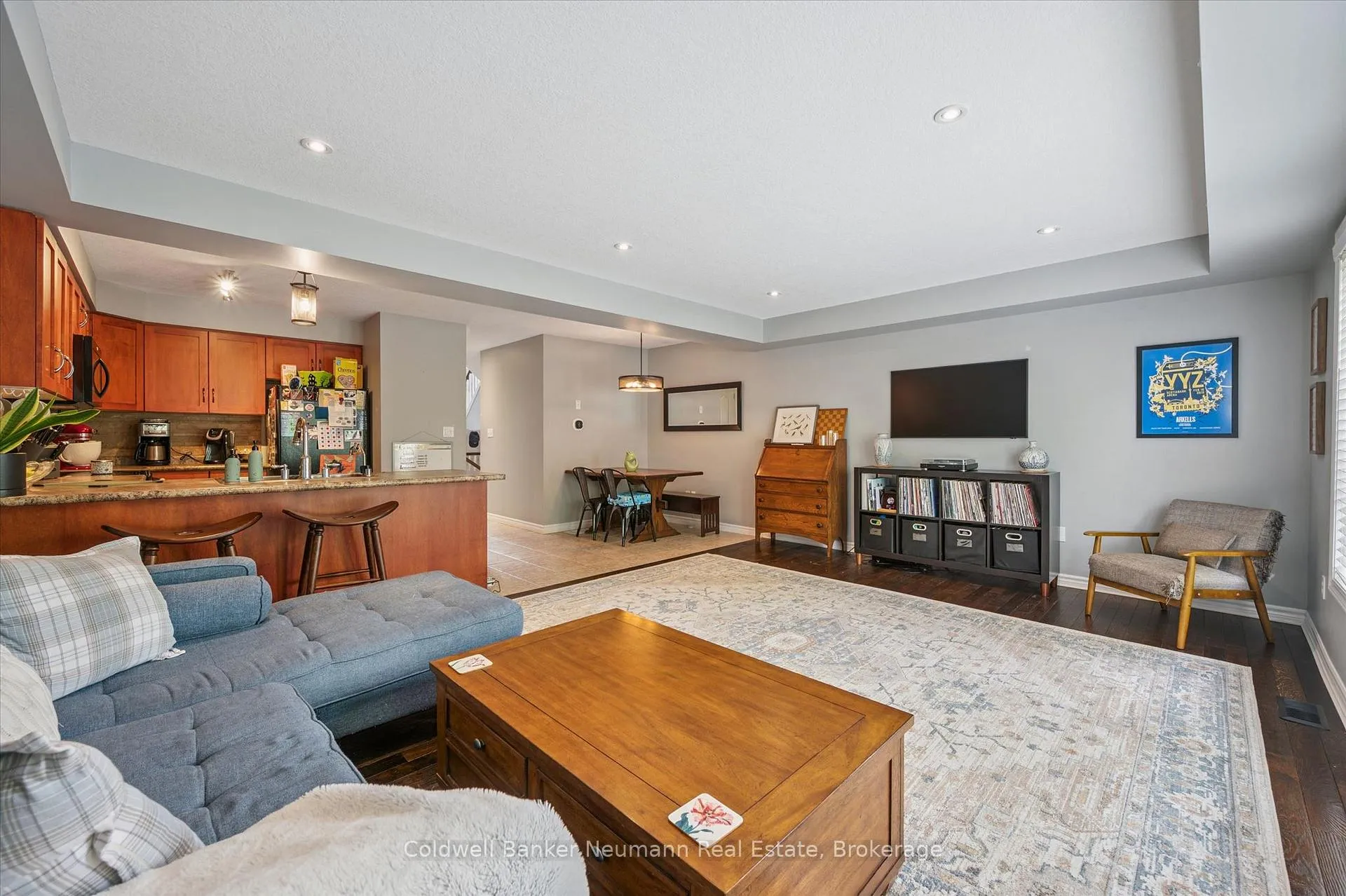 Photo 7 of Unit 2, 165 Terraview Crescent, Guelph, Kortright West — HOMEH