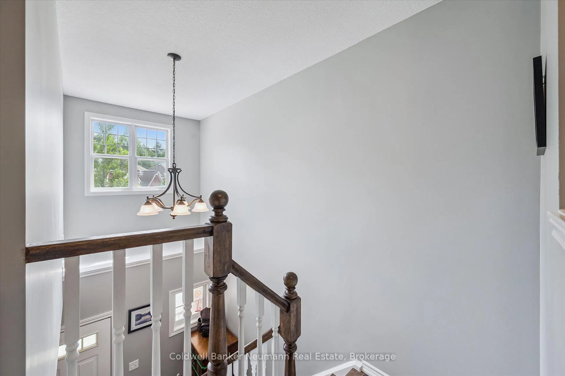 Photo 17 of Unit 2, 165 Terraview Crescent, Guelph, Kortright West — HOMEH