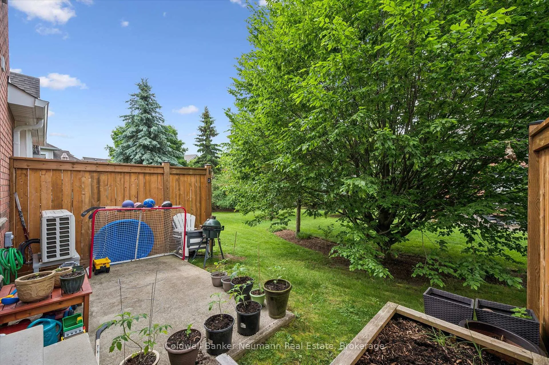 Photo 33 of Unit 2, 165 Terraview Crescent, Guelph, Kortright West — HOMEH