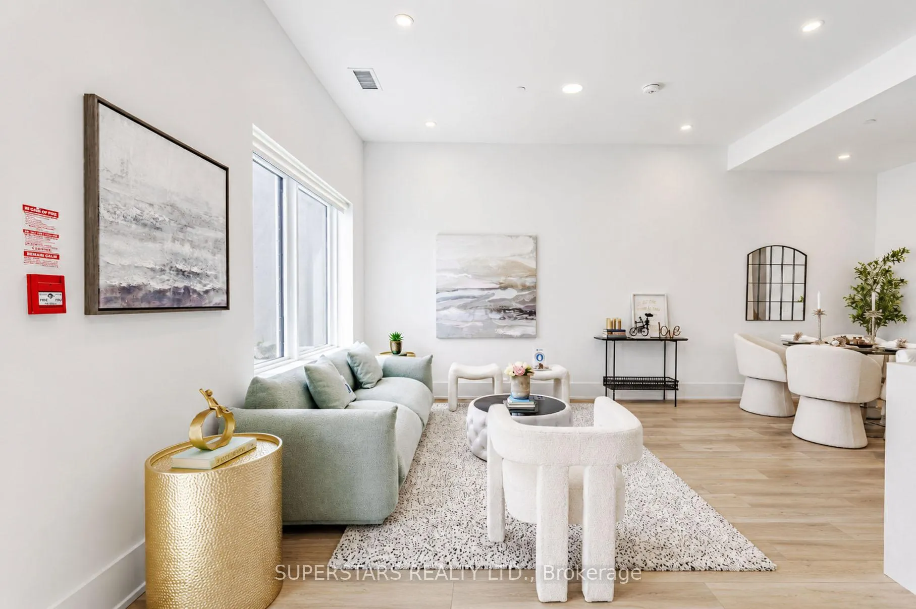 Photo 6 of Unit W121, 8 Cedarland Drive, Markham, Unionville — HOMEH