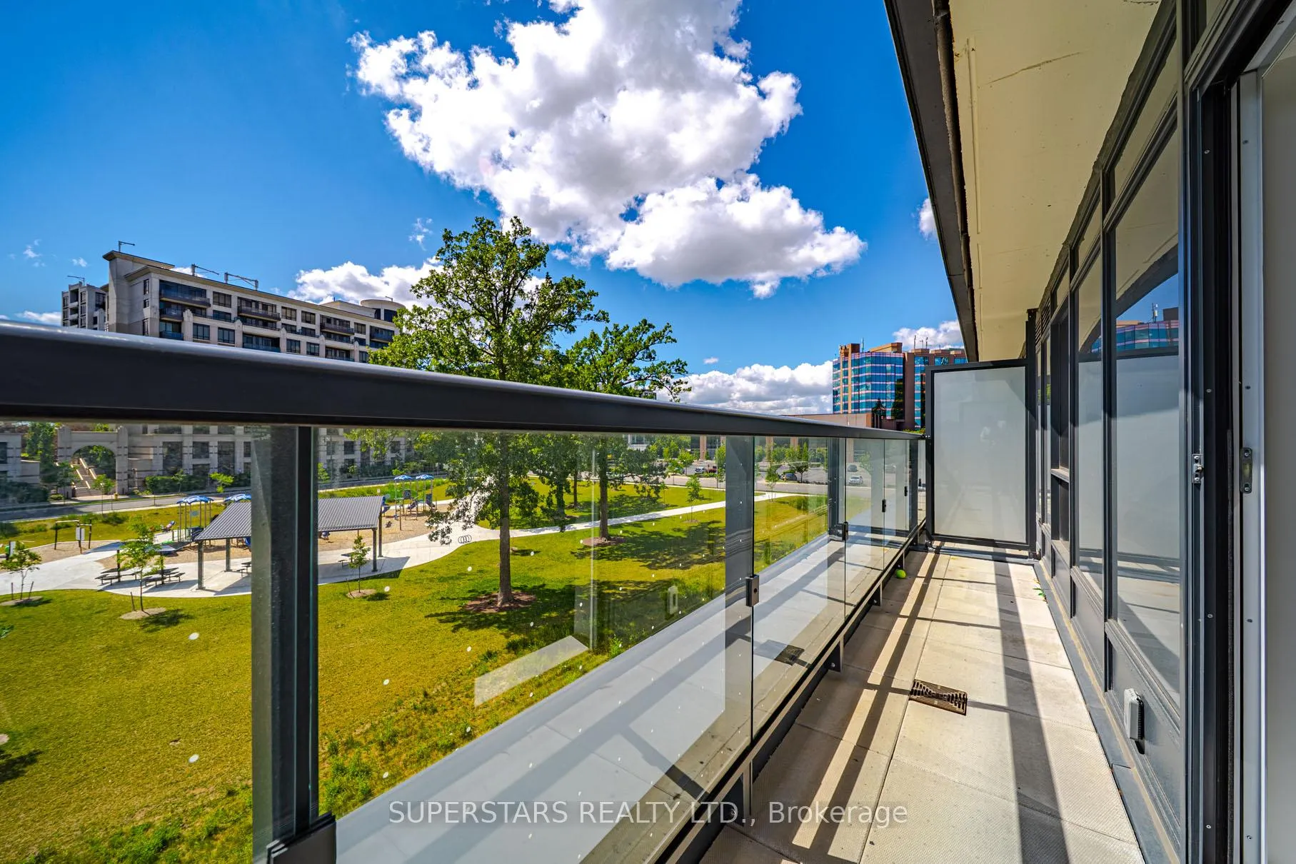 Photo 26 of Unit W121, 8 Cedarland Drive, Markham, Unionville — HOMEH