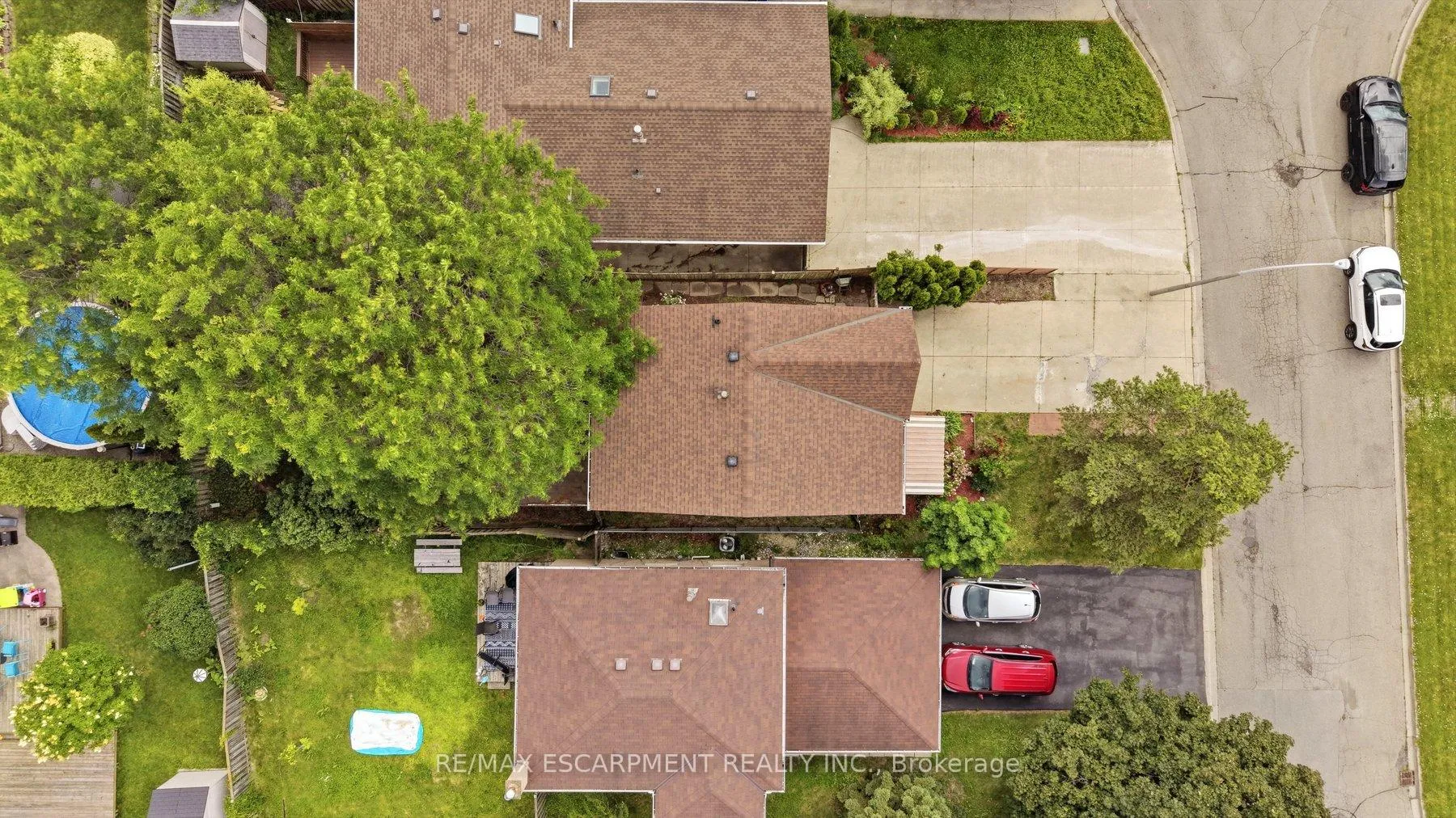 Photo 16 of 3 Twinoaks Crescent, Hamilton, Stoney Creek Mountain — HOMEH