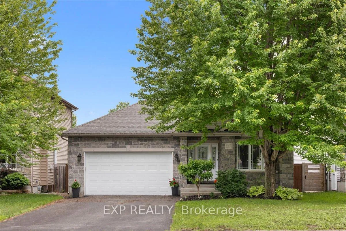 Front of 35 Honore Crescent