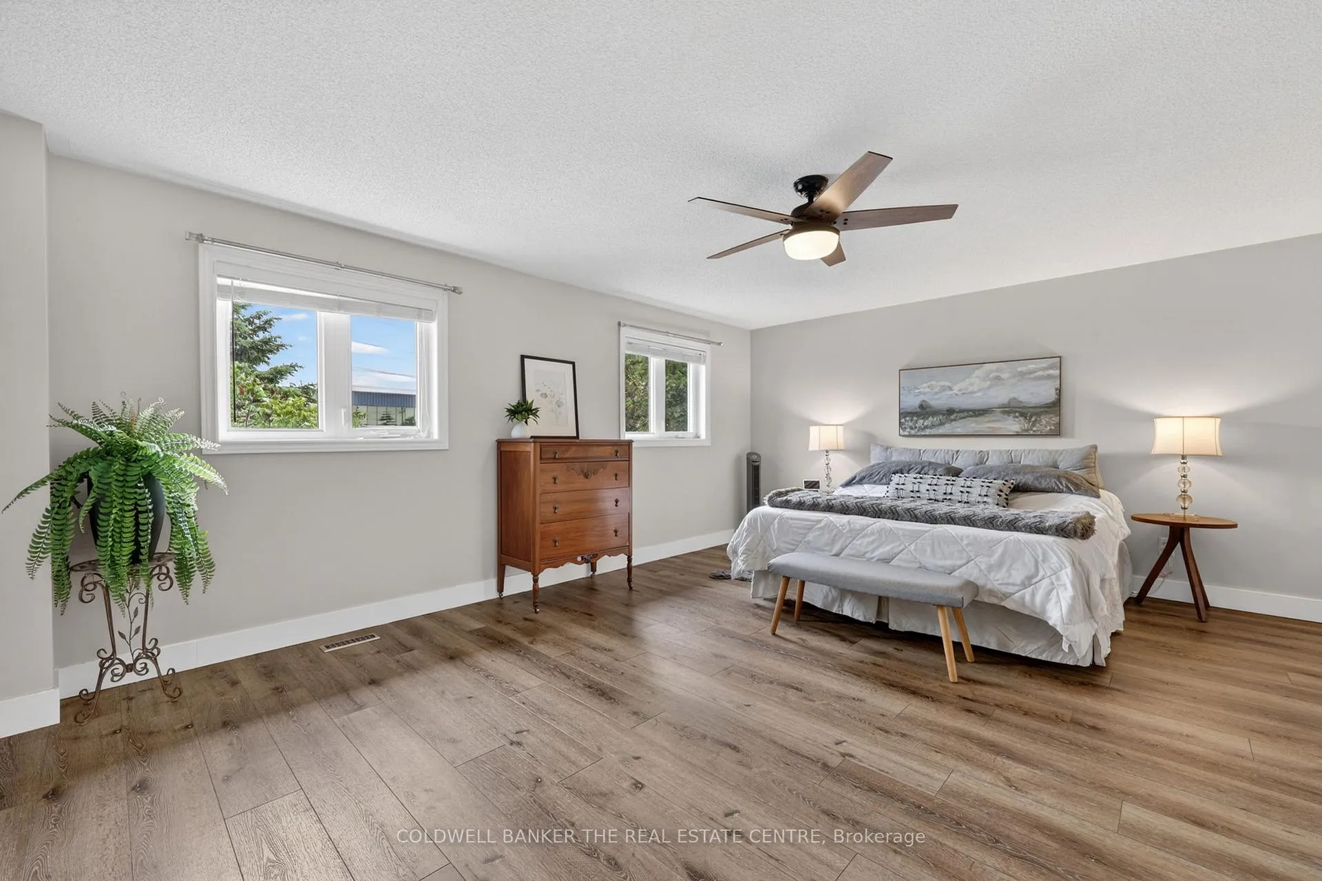 Photo 21 of 539 Veale Place, Newmarket, Gorham-College Manor — HOMEH