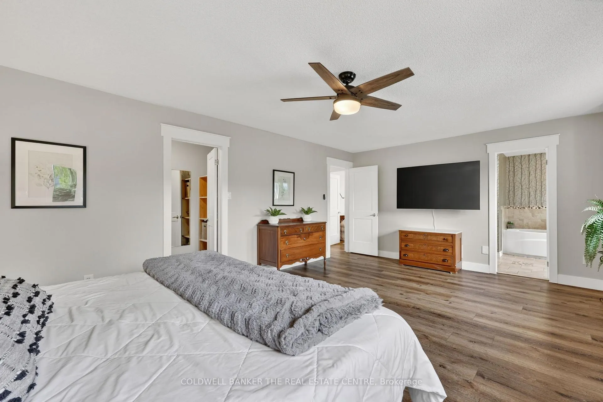 Photo 22 of 539 Veale Place, Newmarket, Gorham-College Manor — HOMEH