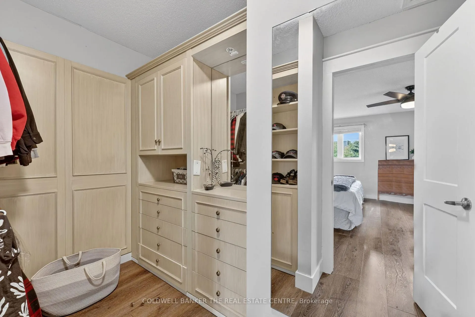 Photo 23 of 539 Veale Place, Newmarket, Gorham-College Manor — HOMEH