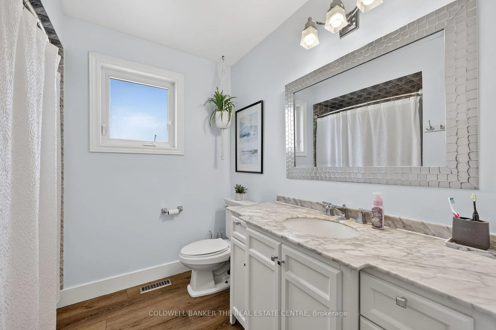 Photo 29 of 539 Veale Place, Newmarket, Gorham-College Manor — HOMEH