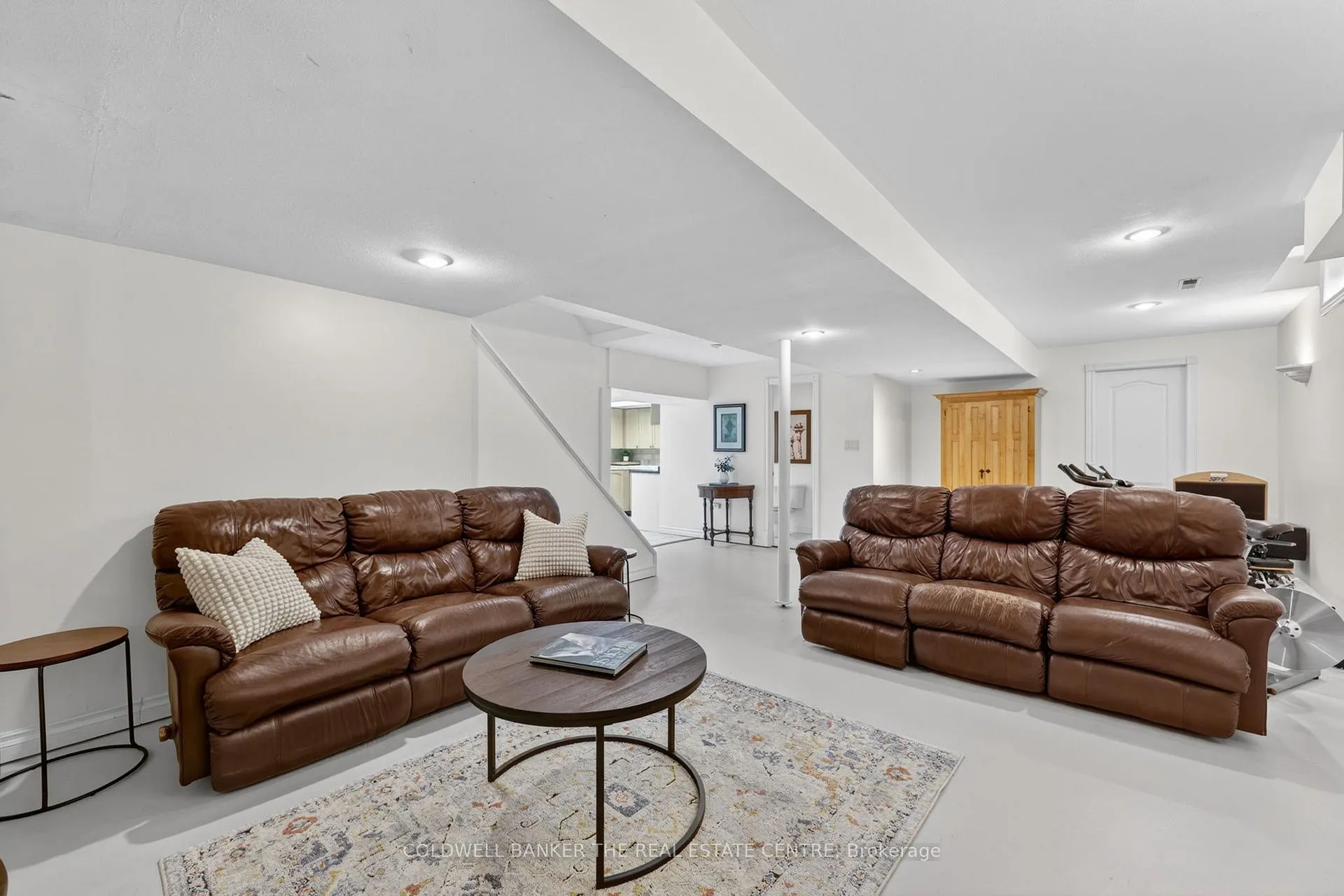 Photo 32 of 539 Veale Place, Newmarket, Gorham-College Manor — HOMEH