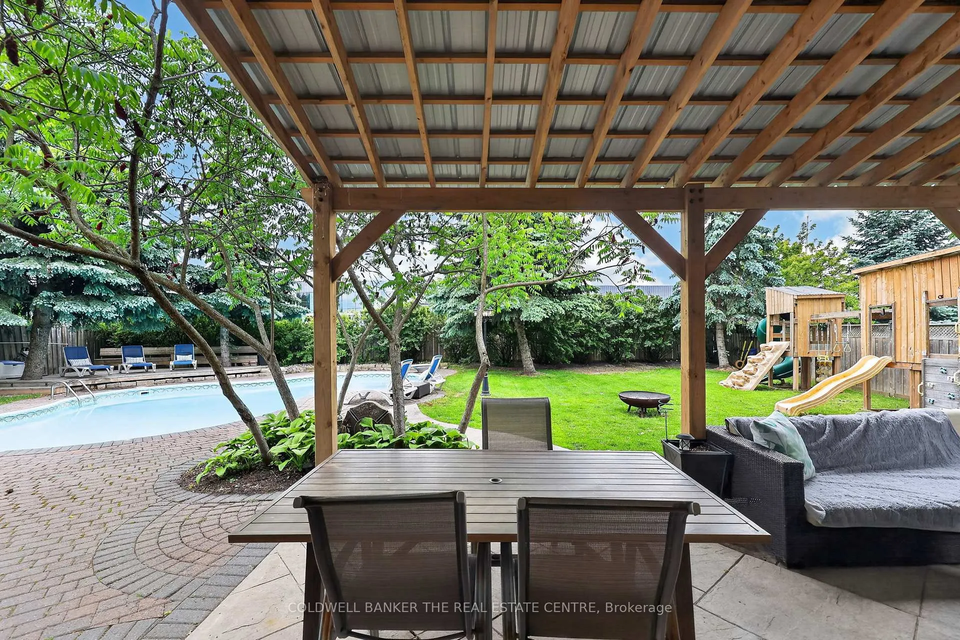 Photo 35 of 539 Veale Place, Newmarket, Gorham-College Manor — HOMEH