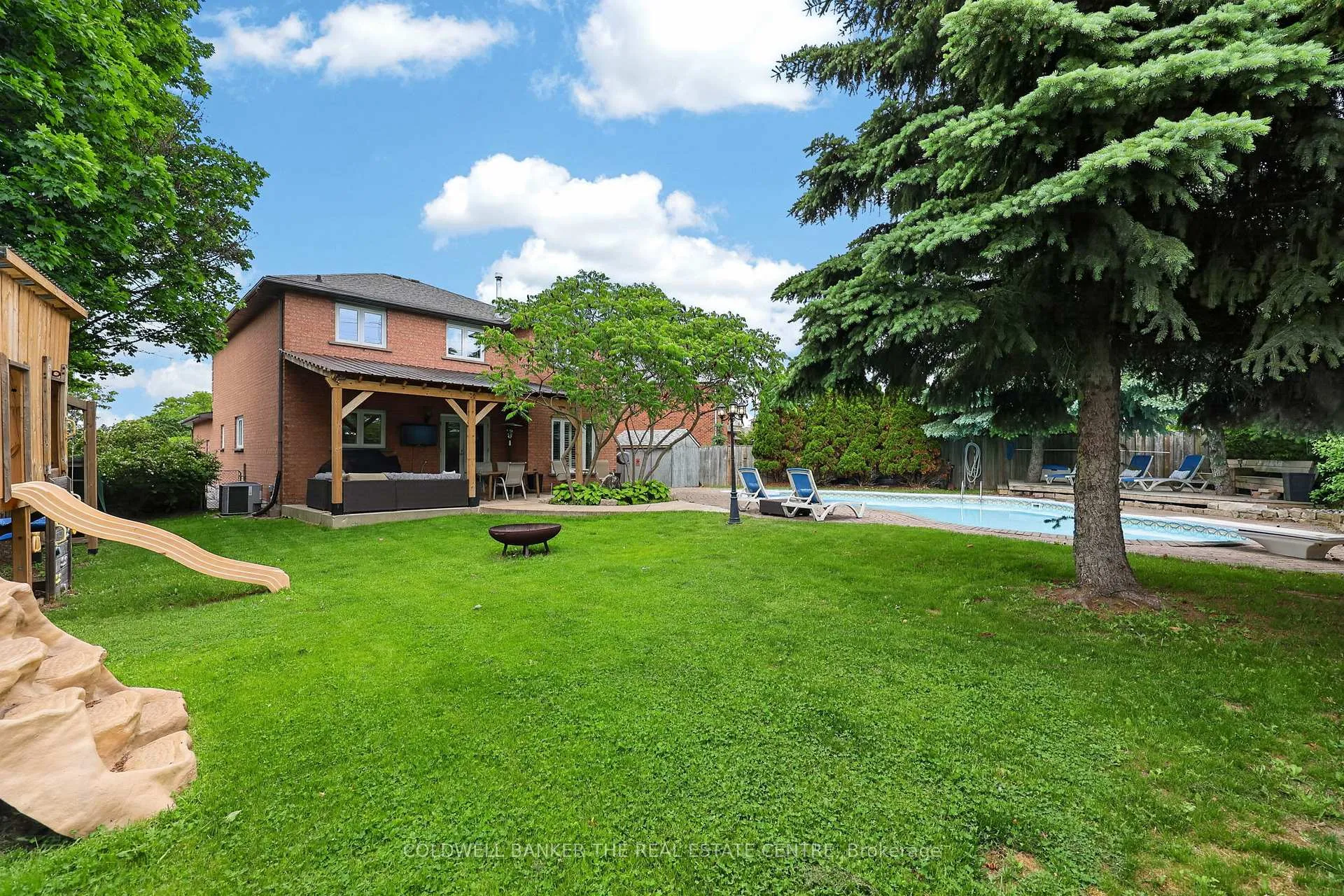 Photo 42 of 539 Veale Place, Newmarket, Gorham-College Manor — HOMEH