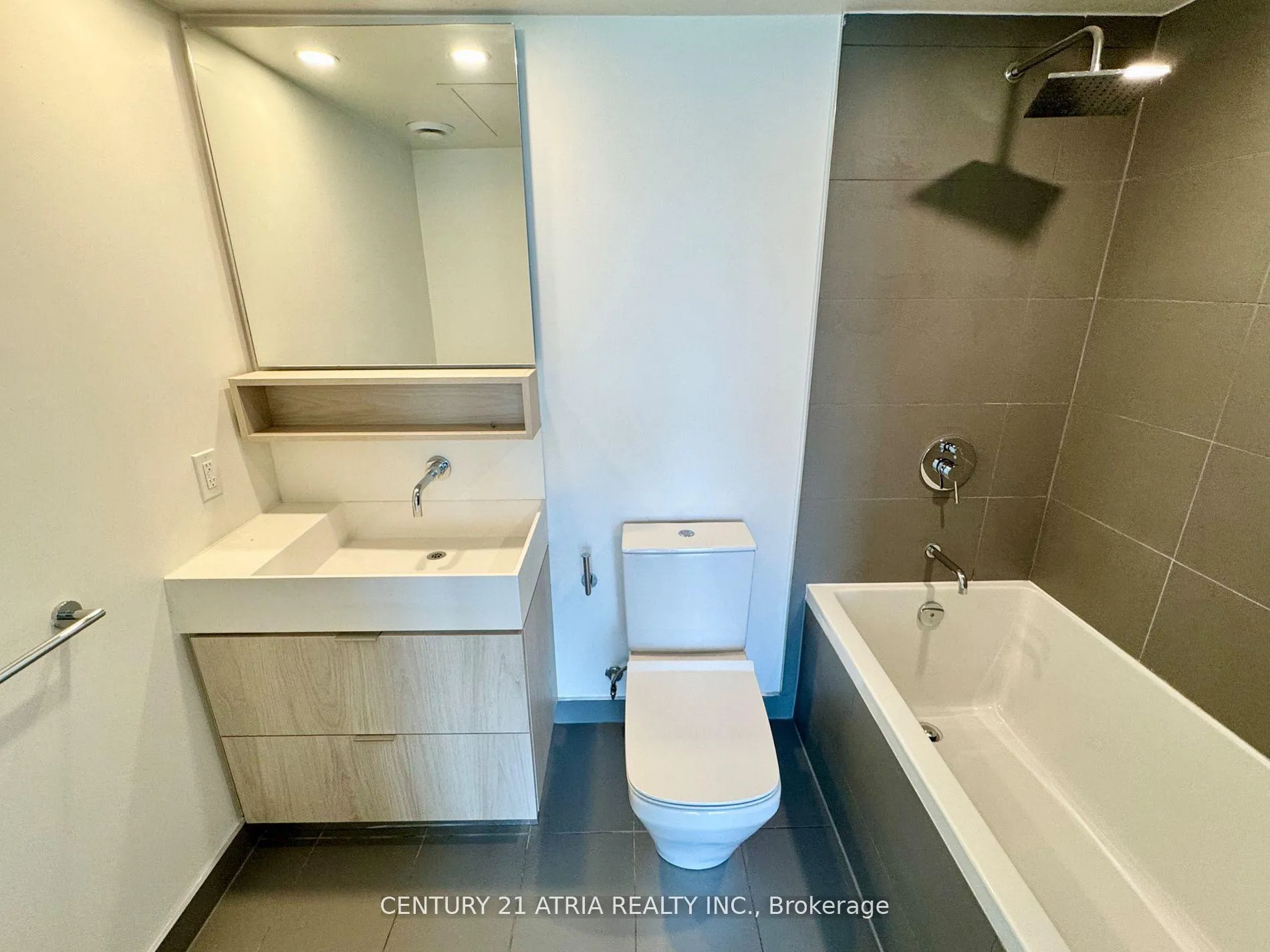Photo 11 of Unit 731, 8 Hillsdale Avenue E, Toronto, Mount Pleasant West — HOMEH