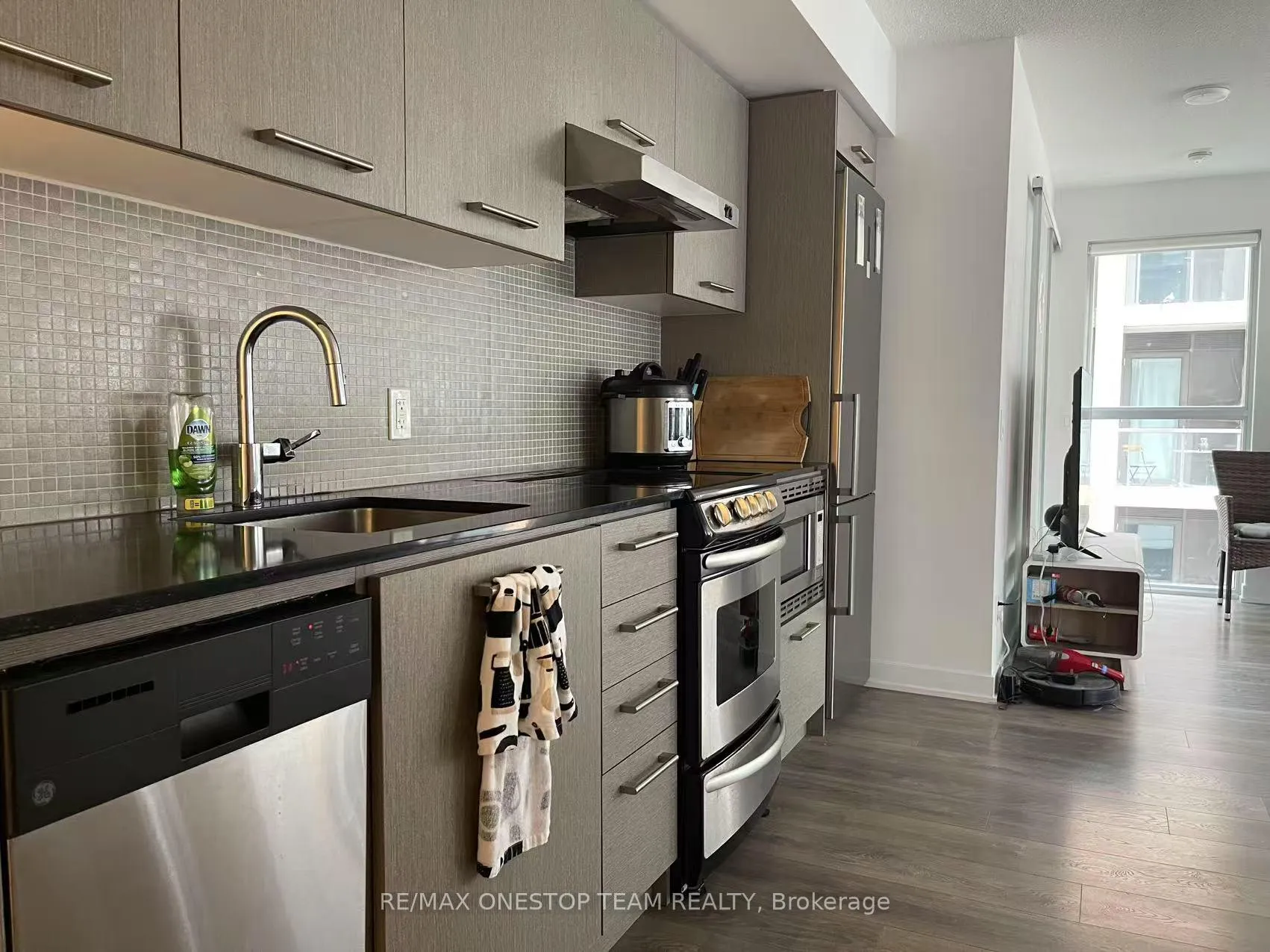 Photo 7 of Unit 1017, 87 Peter Street, Toronto, Waterfront Communities — HOMEH