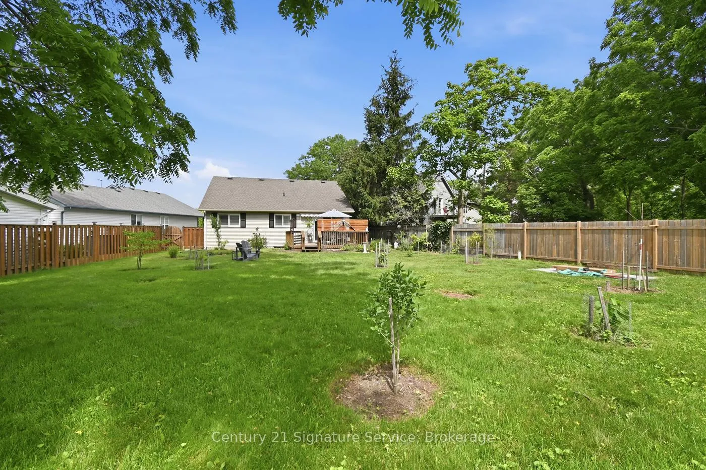 Photo 32 of 29 Willver Drive, St. Catharines, Lakeshore — HOMEH