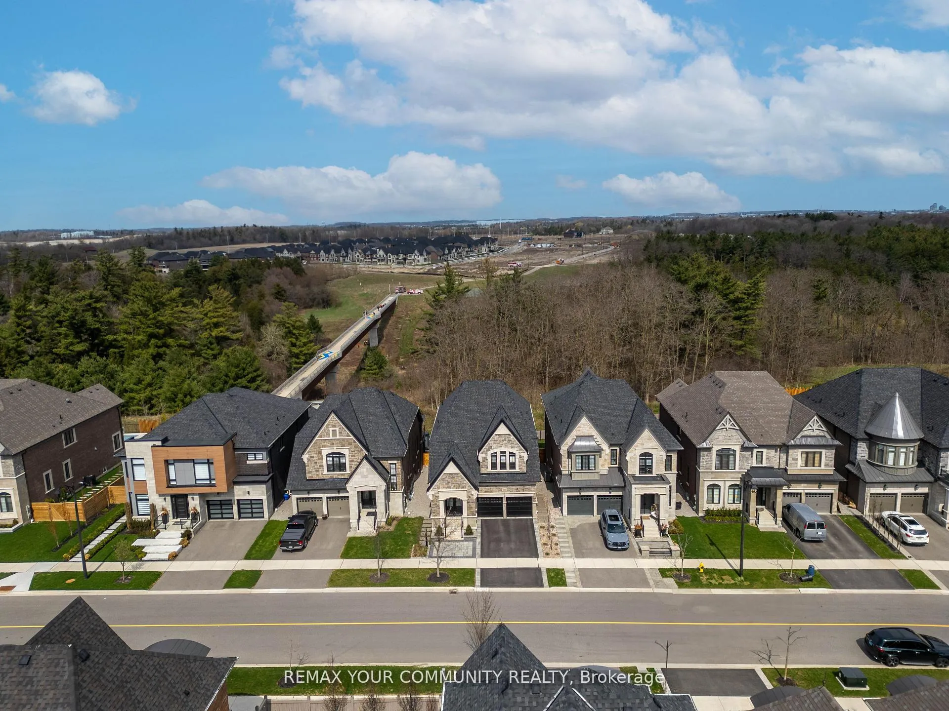 Photo 40 of 172 Purple Creek Road, Vaughan, Vellore Village — HOMEH