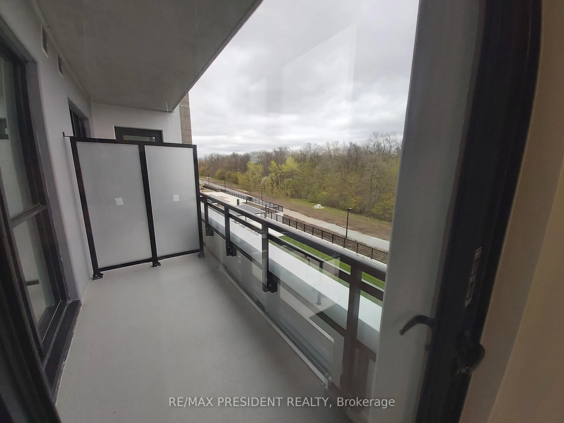 Photo 8 of Unit 318, 740 Whithlock Avenue, Milton, Cobban — HOMEH