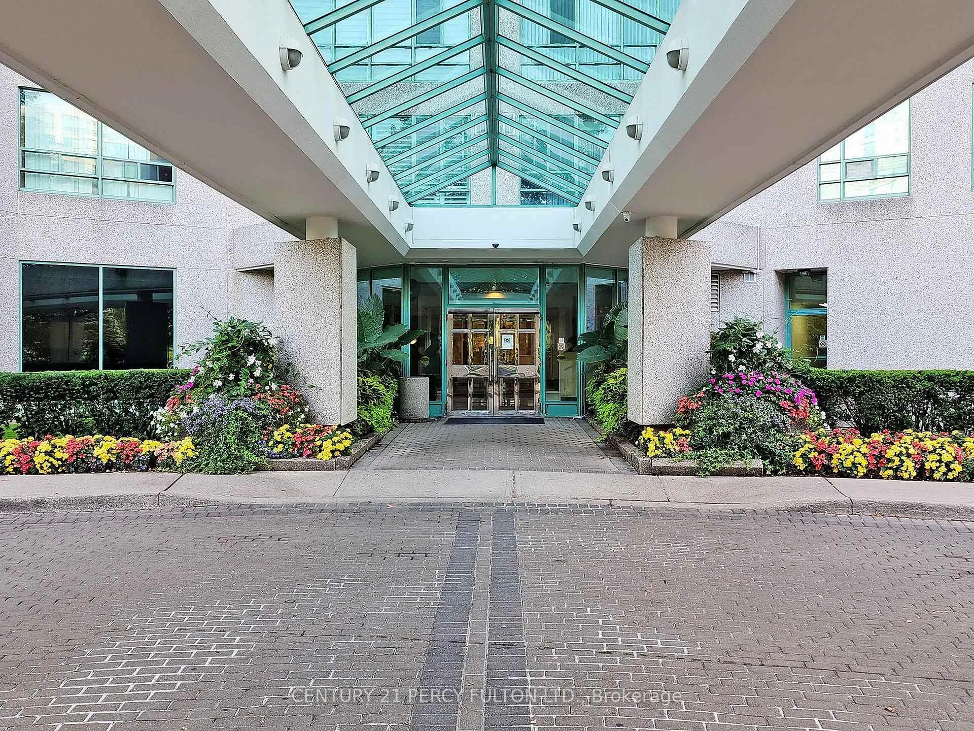 Photo 2 of Unit #625, 7805 Bayview Avenue, Markham, Aileen-Willowbrook — HOMEH