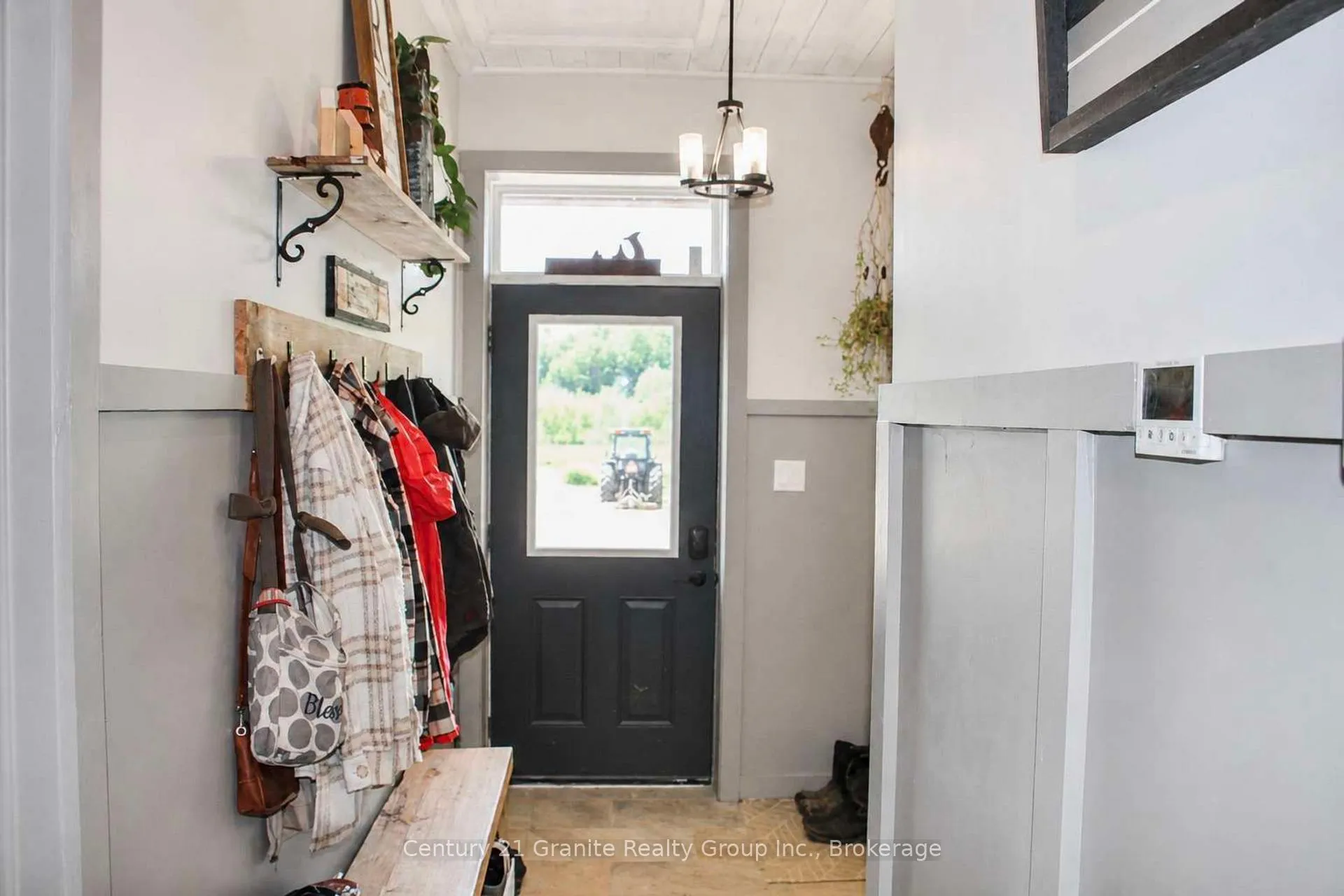 Photo 4 of 704 Lakeview Road, Bancroft, Dungannon Ward — HOMEH