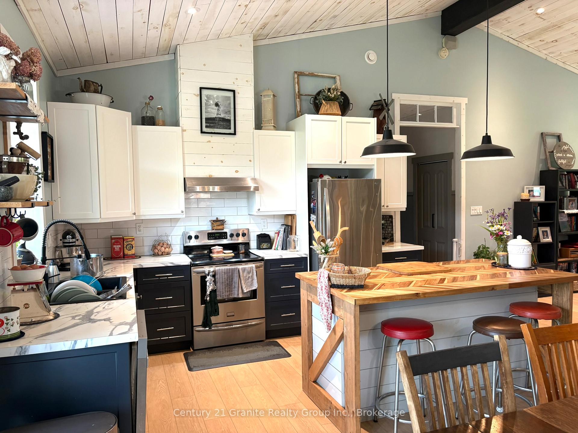 Photo 47 of 704 Lakeview Road, Bancroft, Dungannon Ward — HOMEH