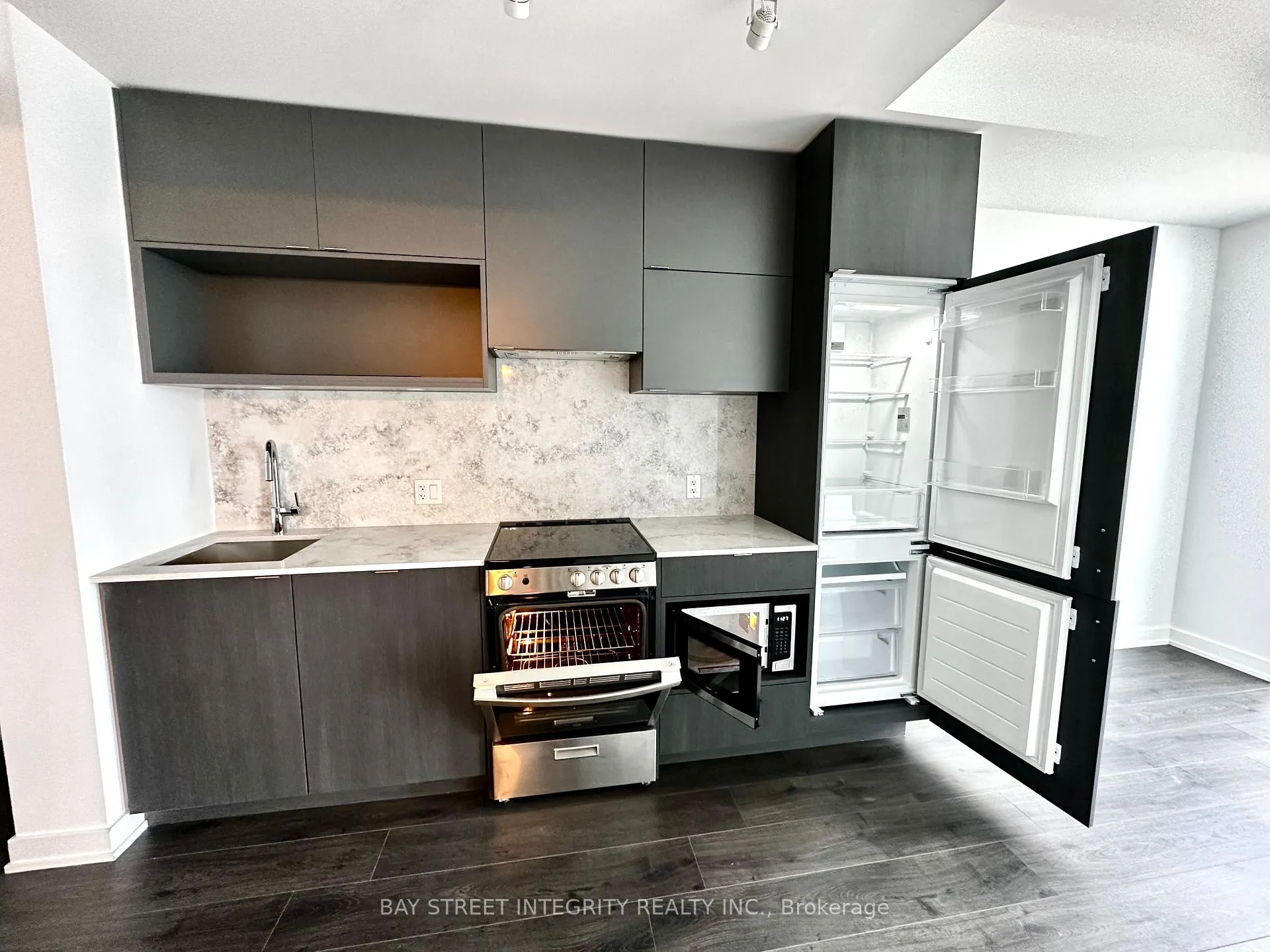 Photo 8 of Unit 2902, 100 Queen Street E, Toronto, Church-Yonge Corridor — HOMEH