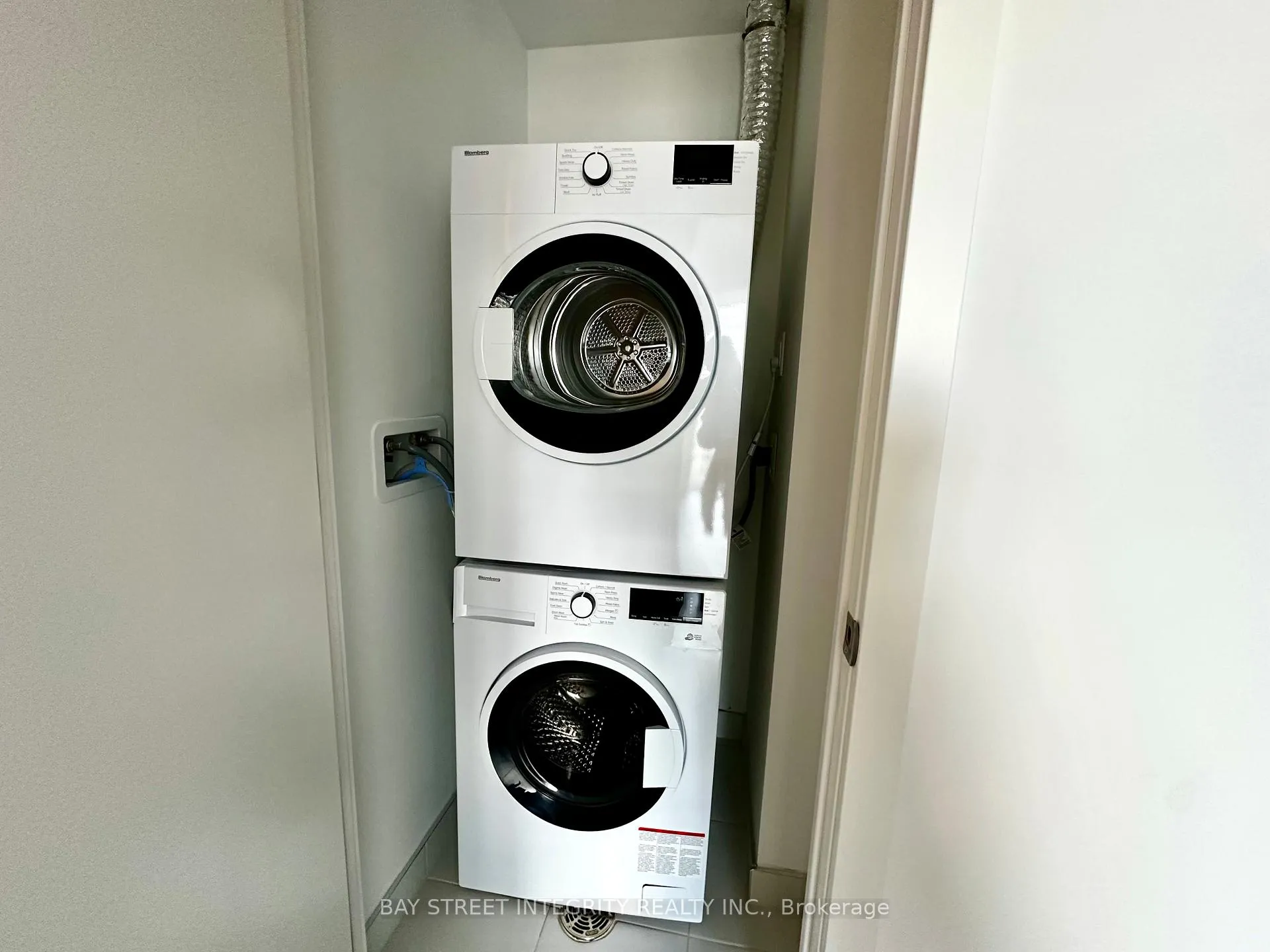 Photo 12 of Unit 2902, 100 Queen Street E, Toronto, Church-Yonge Corridor — HOMEH