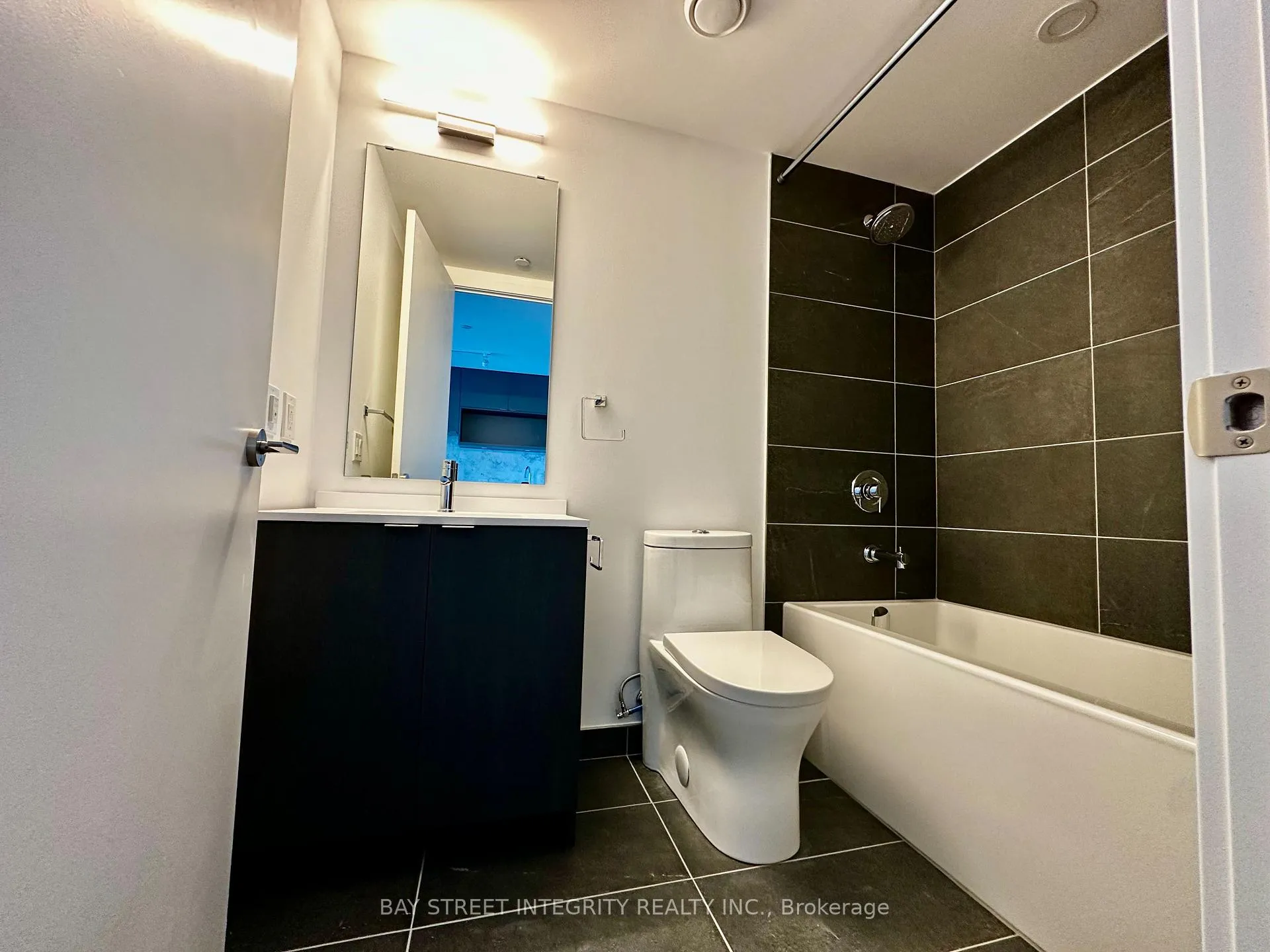 Photo 13 of Unit 2902, 100 Queen Street E, Toronto, Church-Yonge Corridor — HOMEH