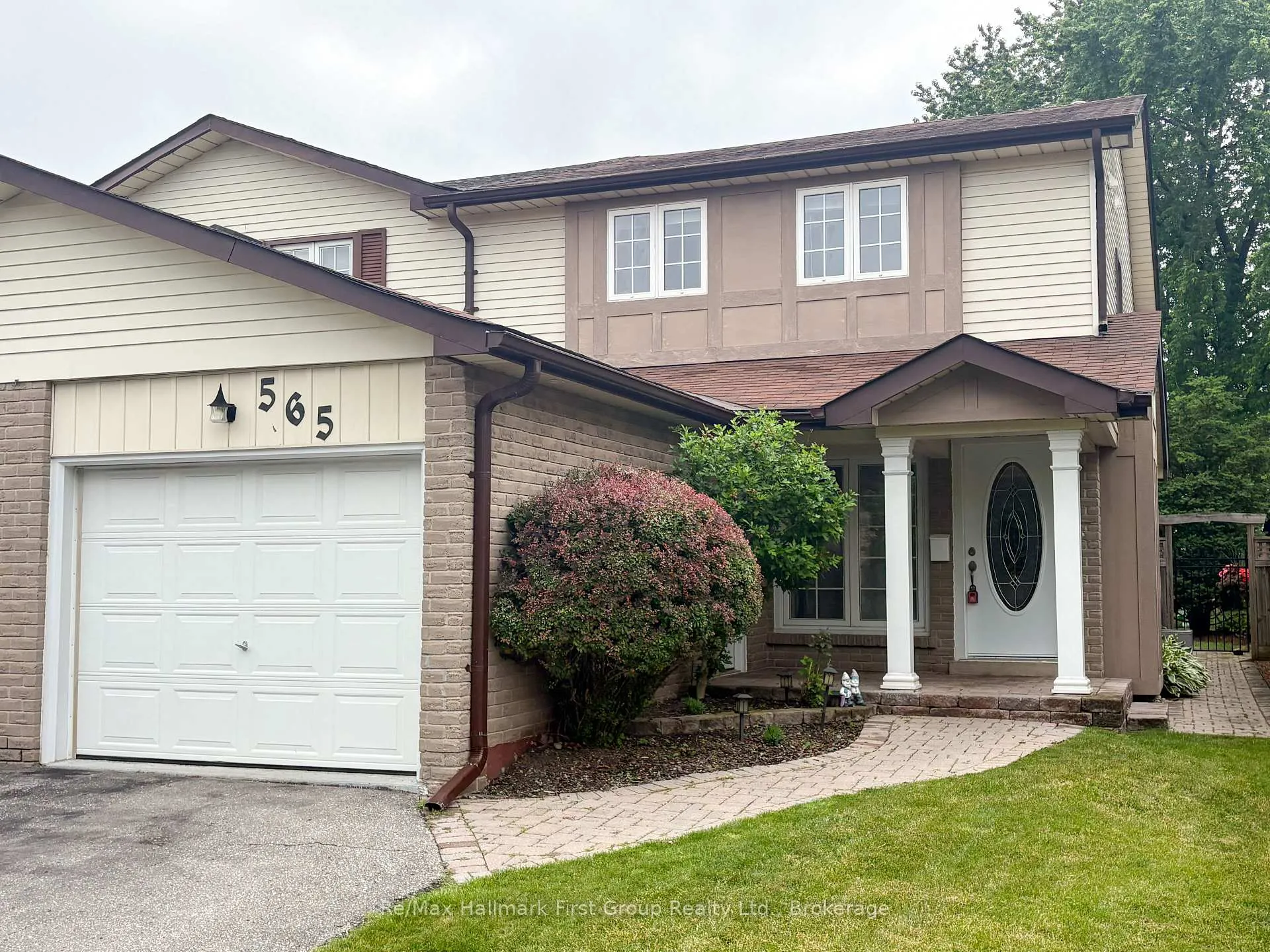 Photo 1 of 565 Birkdale Street, Oshawa, Donevan — HOMEH