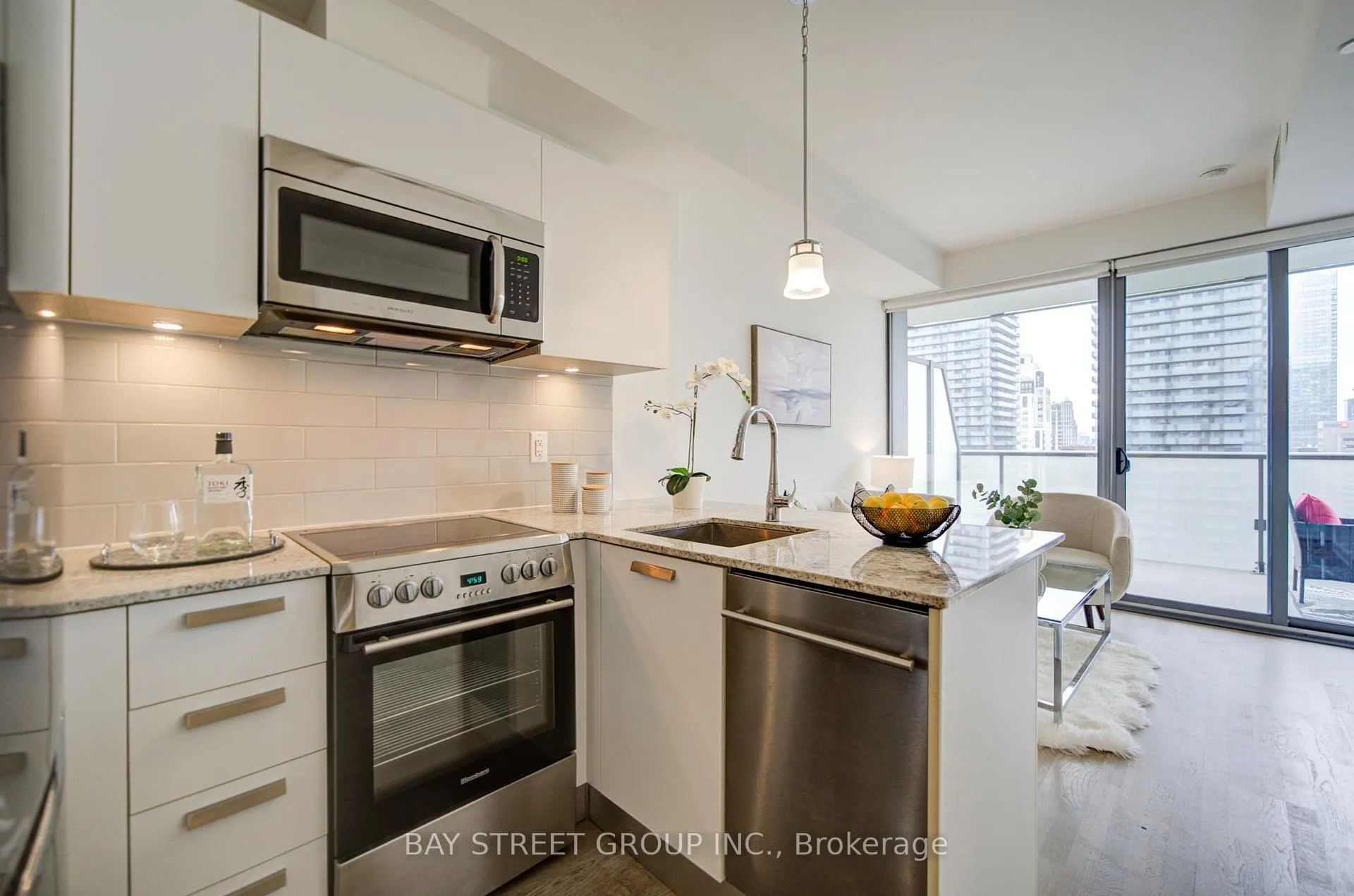 Photo 4 of Unit 2308, 57 St Joseph Street, Toronto, Bay Street Corridor — HOMEH