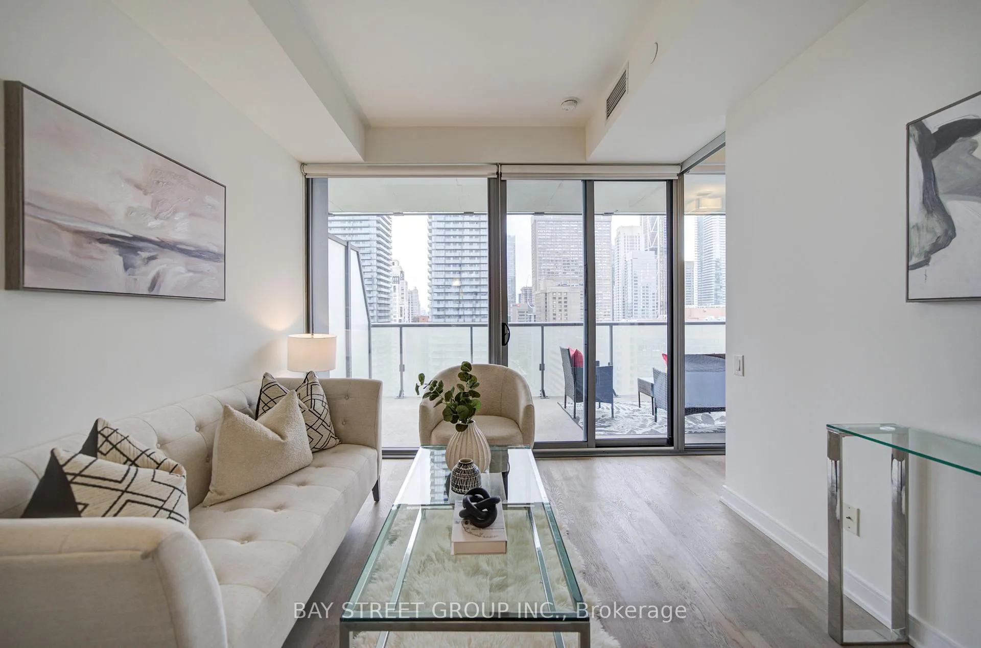 Photo 8 of Unit 2308, 57 St Joseph Street, Toronto, Bay Street Corridor — HOMEH
