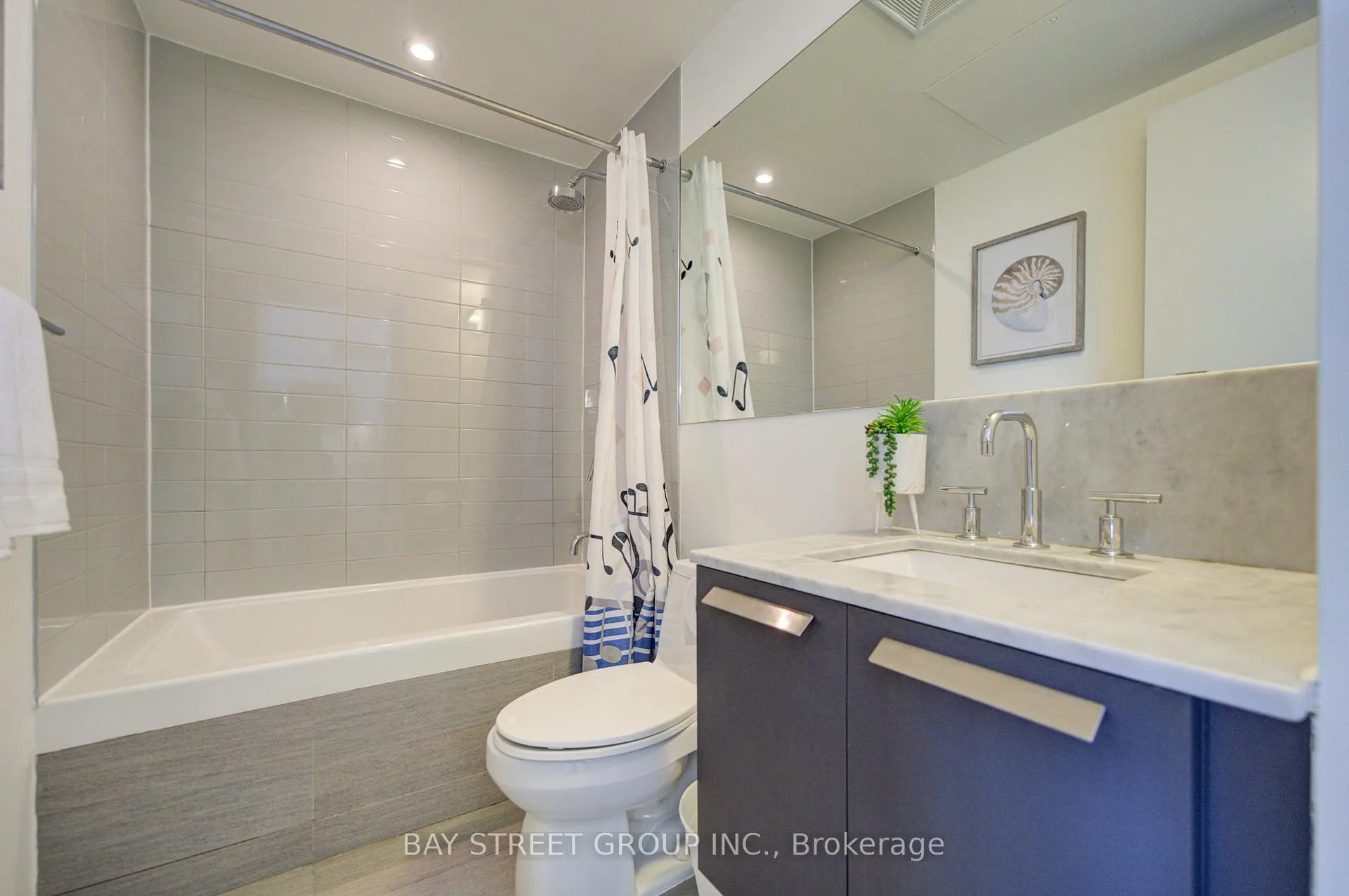 Photo 10 of Unit 2308, 57 St Joseph Street, Toronto, Bay Street Corridor — HOMEH