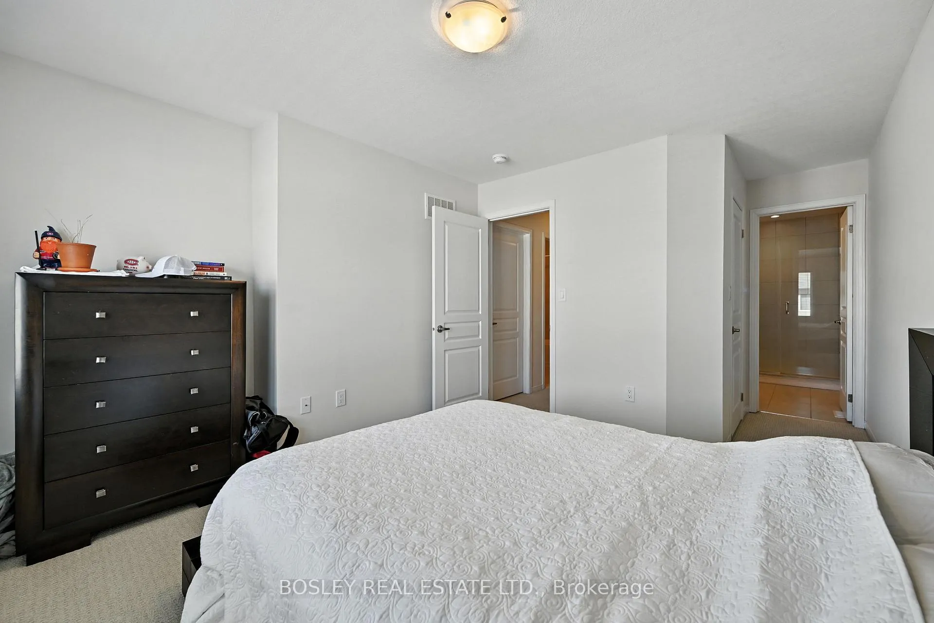 Photo 28 of 5016 Desantis Drive, Lincoln, Beamsville — HOMEH