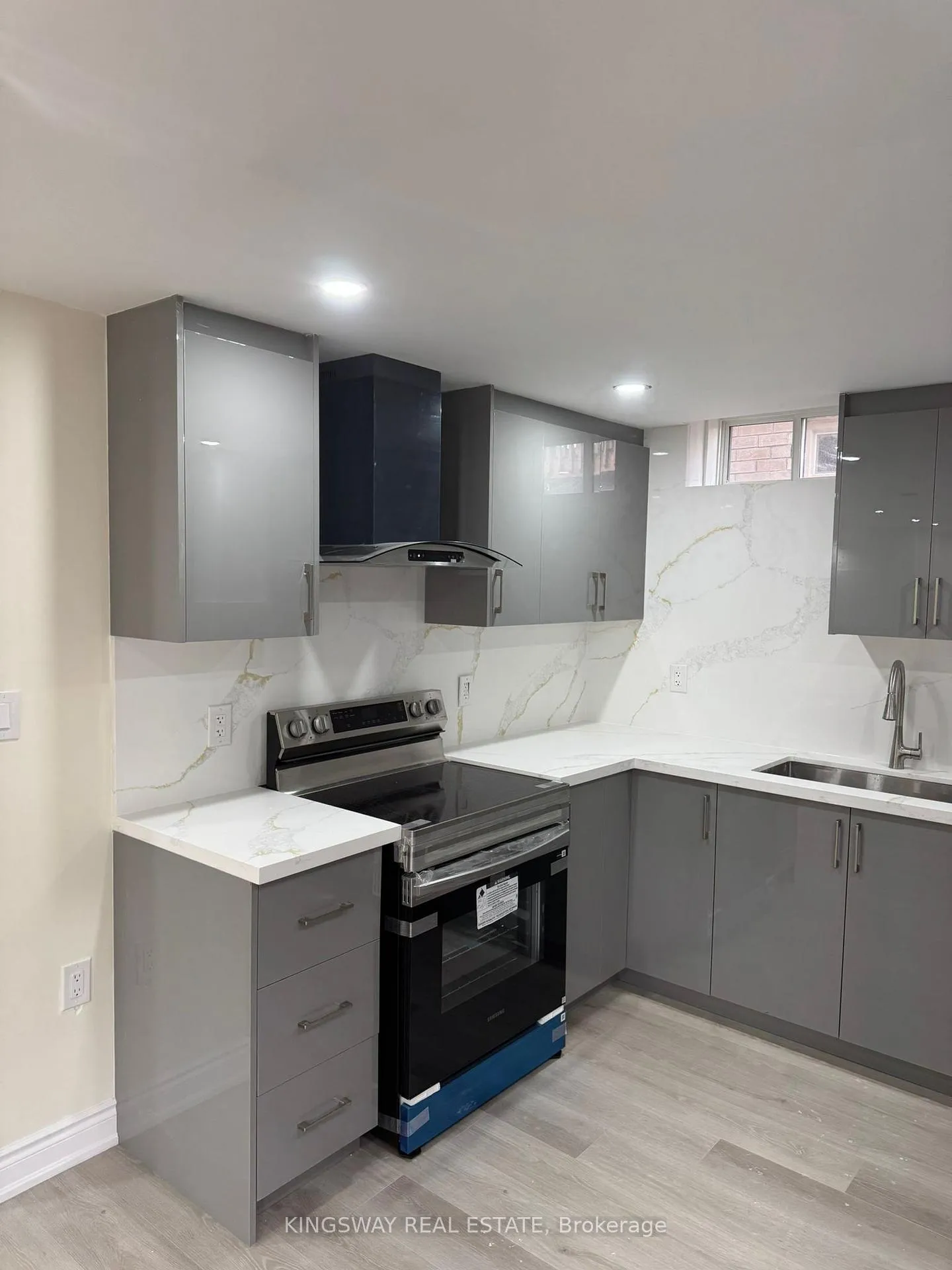 Photo 3 of Unit BASEMENT, 76 Bearberry Road, Springwater, Midhurst — HOMEH