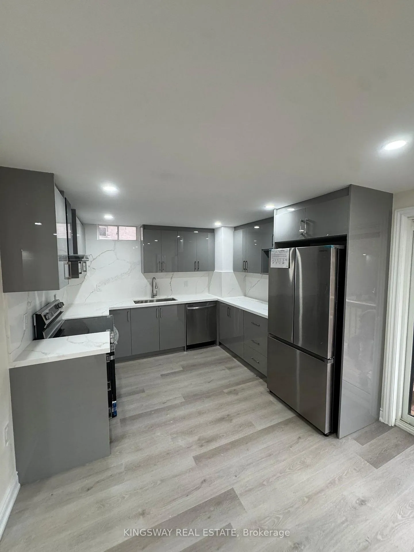 Photo 5 of Unit BASEMENT, 76 Bearberry Road, Springwater, Midhurst — HOMEH
