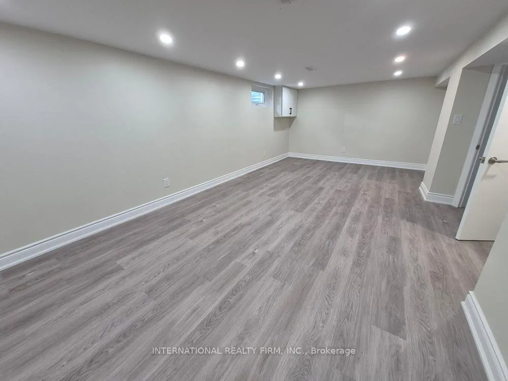 Photo 2 of 164 Central Park Boulevard S, Oshawa, Central — HOMEH