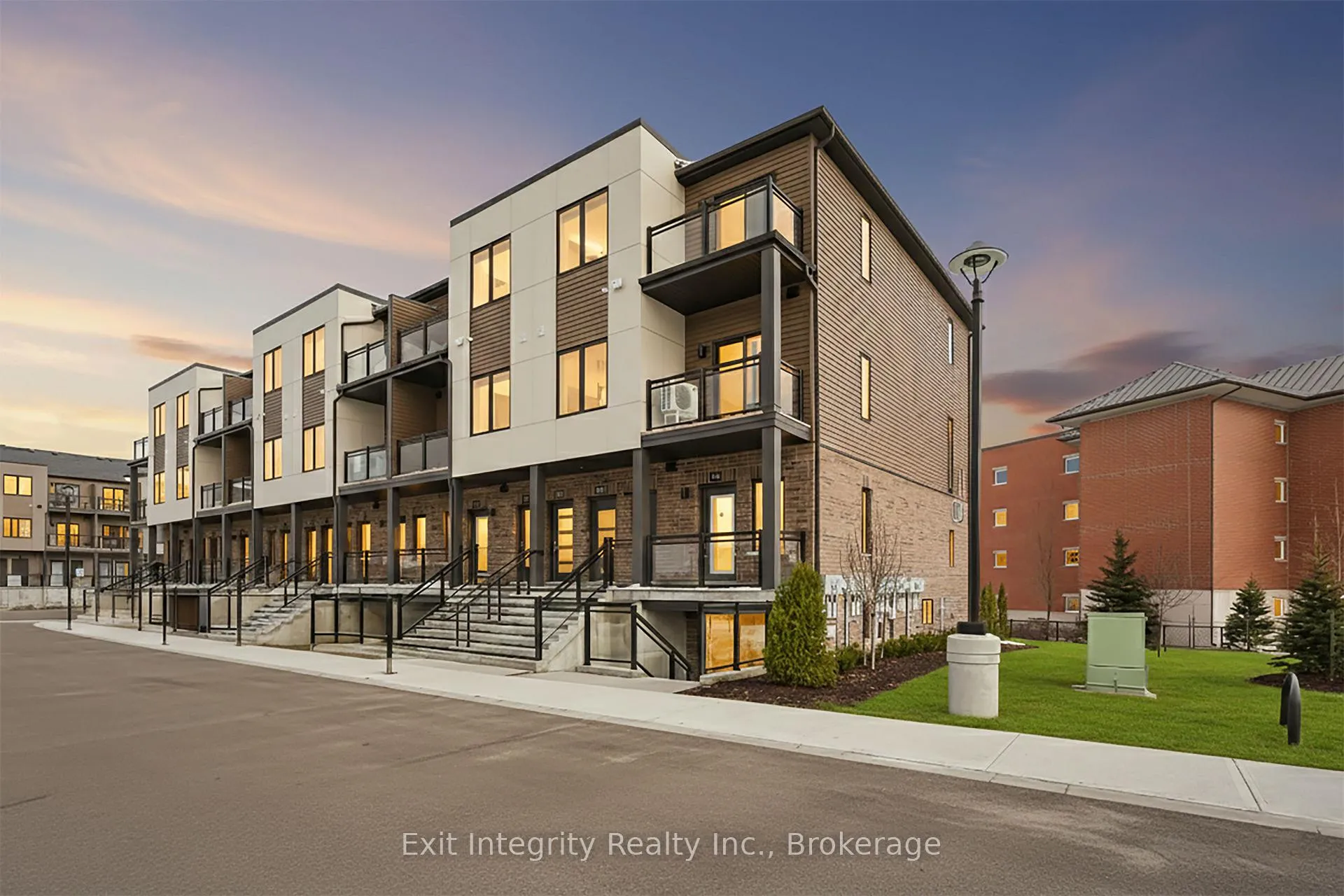 Photo 2 of Unit 92, 42 Lowes Road W, Guelph, Clairfields/Hanlon Business Park — HOMEH