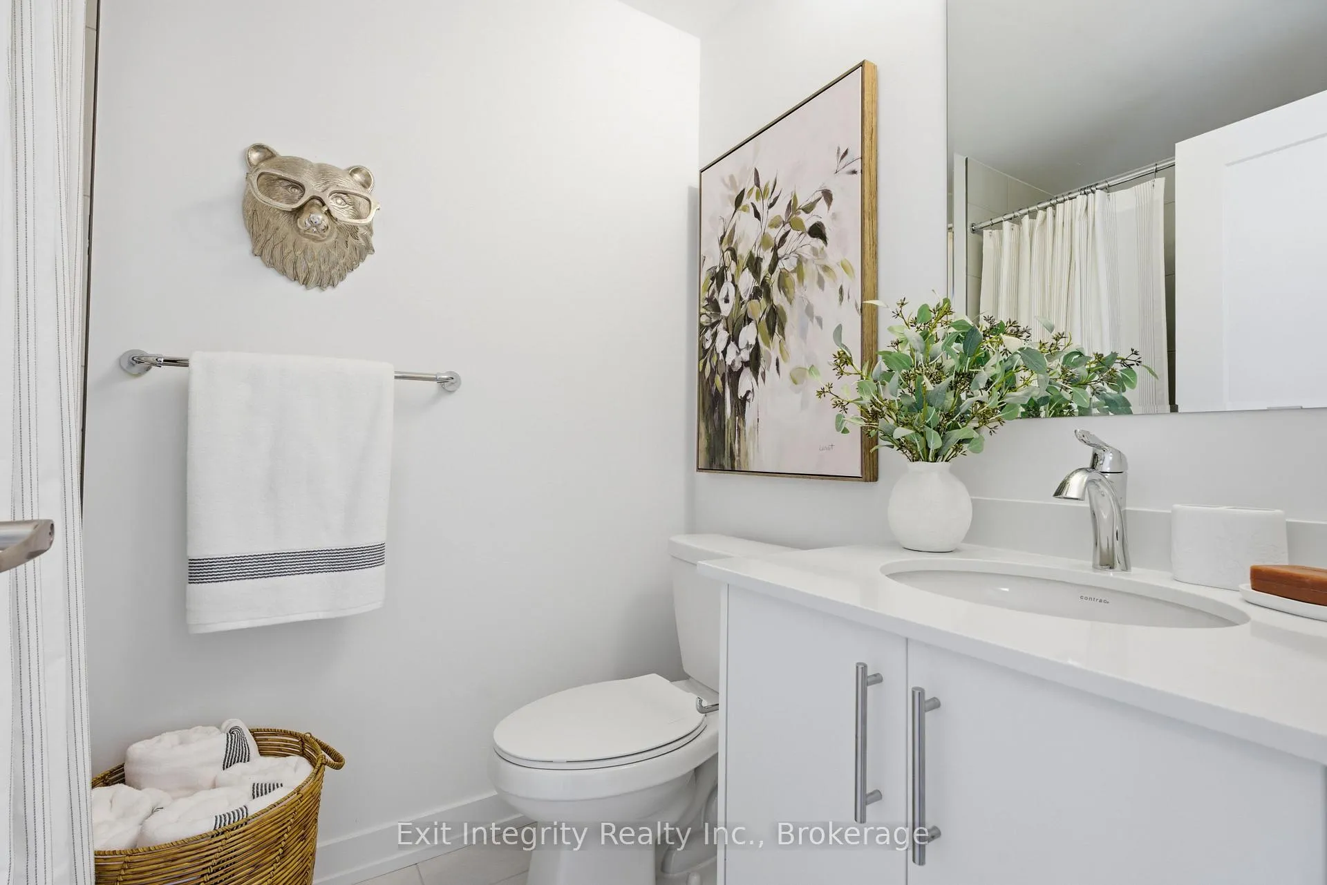 Photo 9 of Unit 92, 42 Lowes Road W, Guelph, Clairfields/Hanlon Business Park — HOMEH