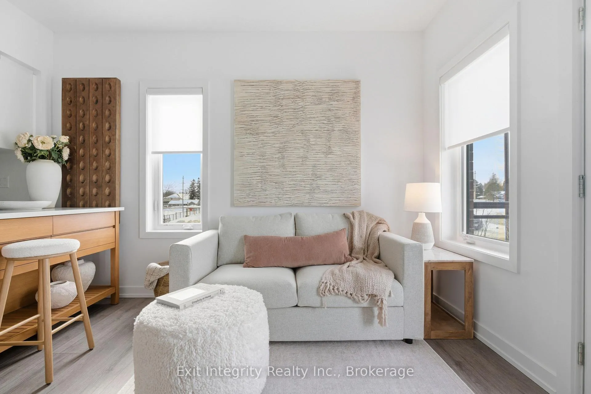 Photo 14 of Unit 92, 42 Lowes Road W, Guelph, Clairfields/Hanlon Business Park — HOMEH